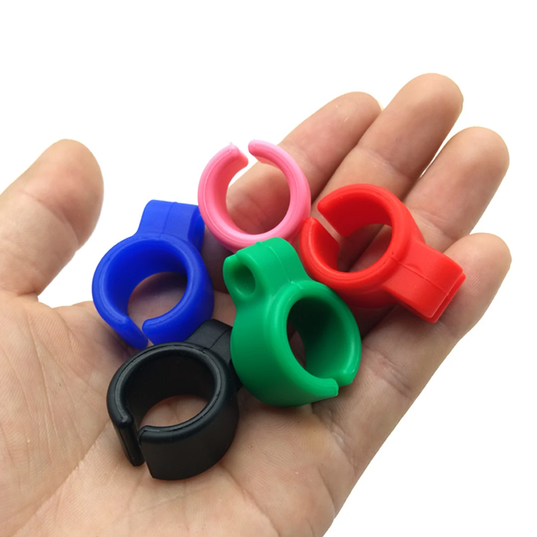 HK07 精選多功能捲煙指環夾橡膠款