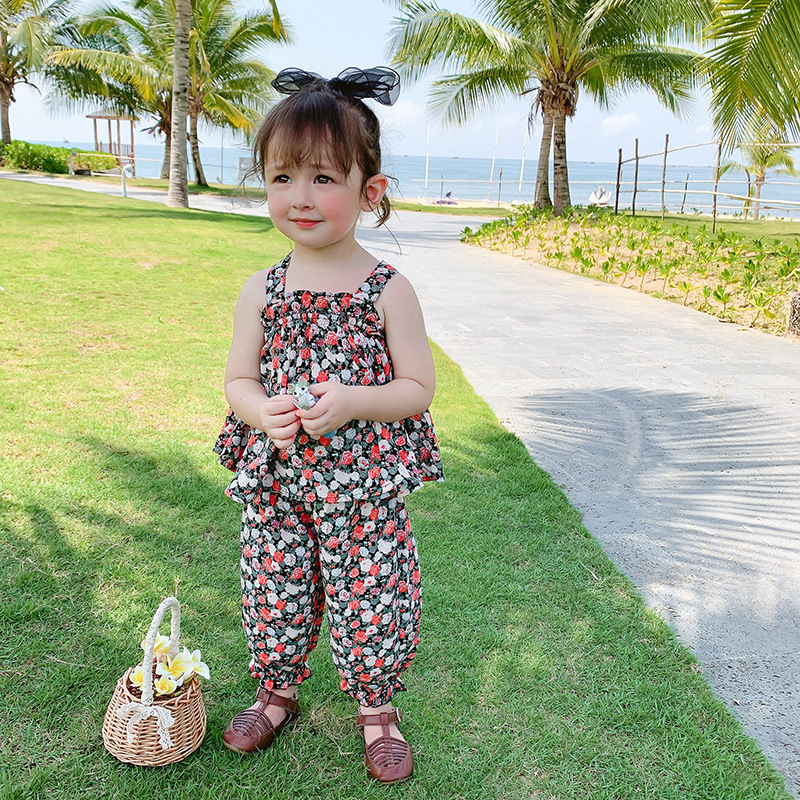 雪紡無袖吊帶上衣+縮口九分褲 黑底玫瑰