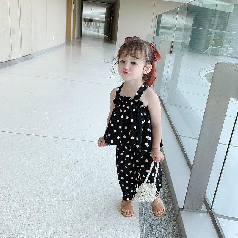 雪紡無袖吊帶上衣+縮口九分褲 點點