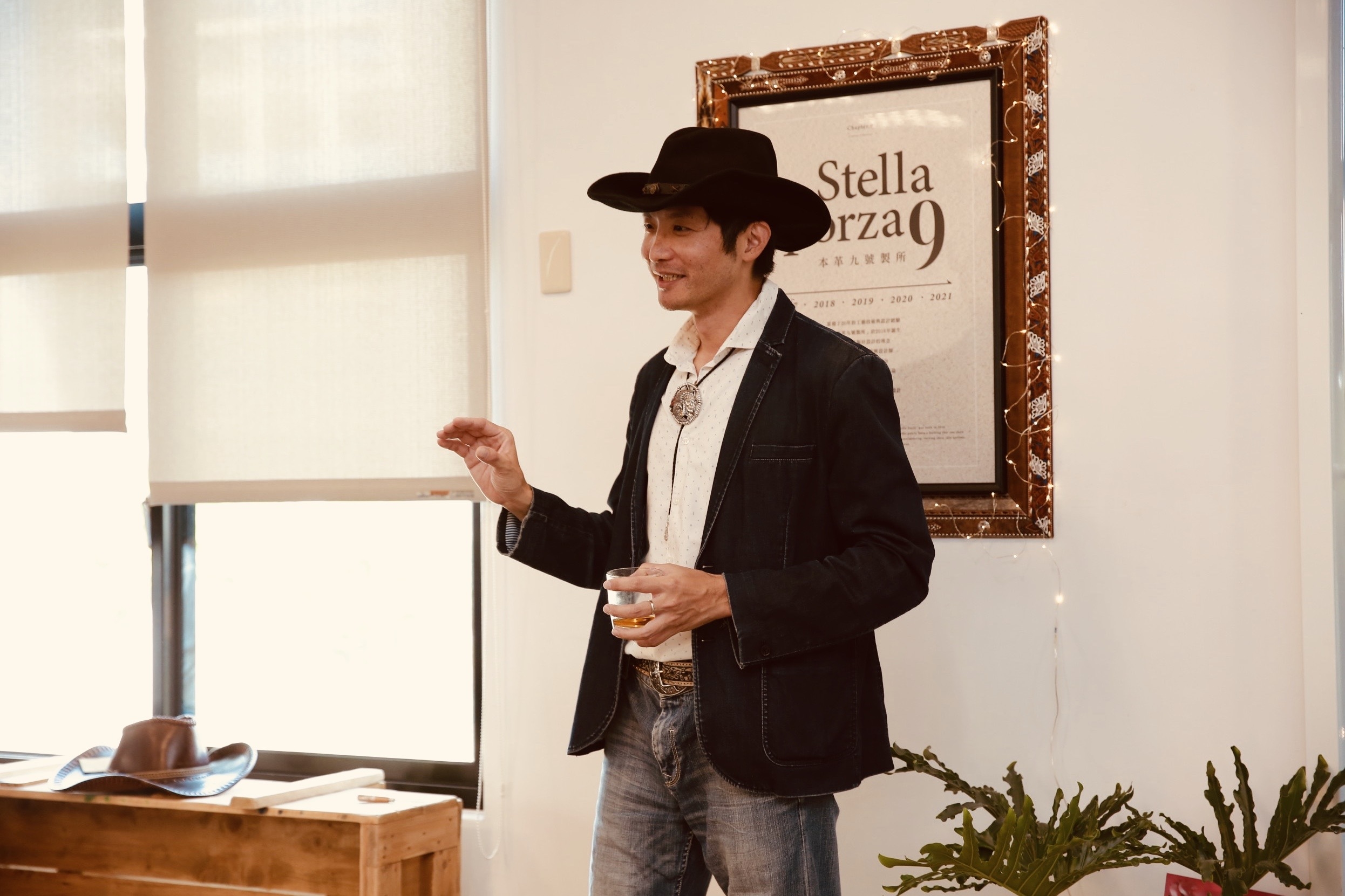 男人, 牛仔, 酒杯, 皮革, 演講