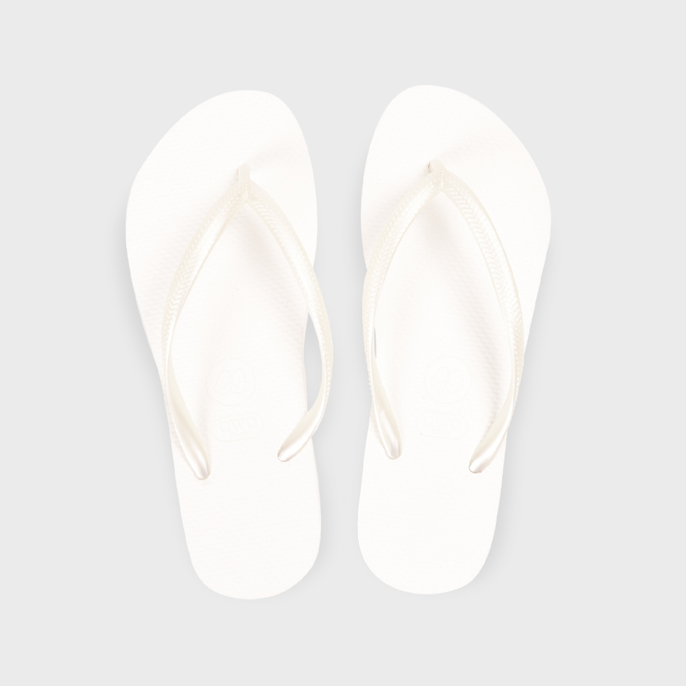 Slim窈窕系列 雪淇牛奶白 女款平底人字夾腳拖