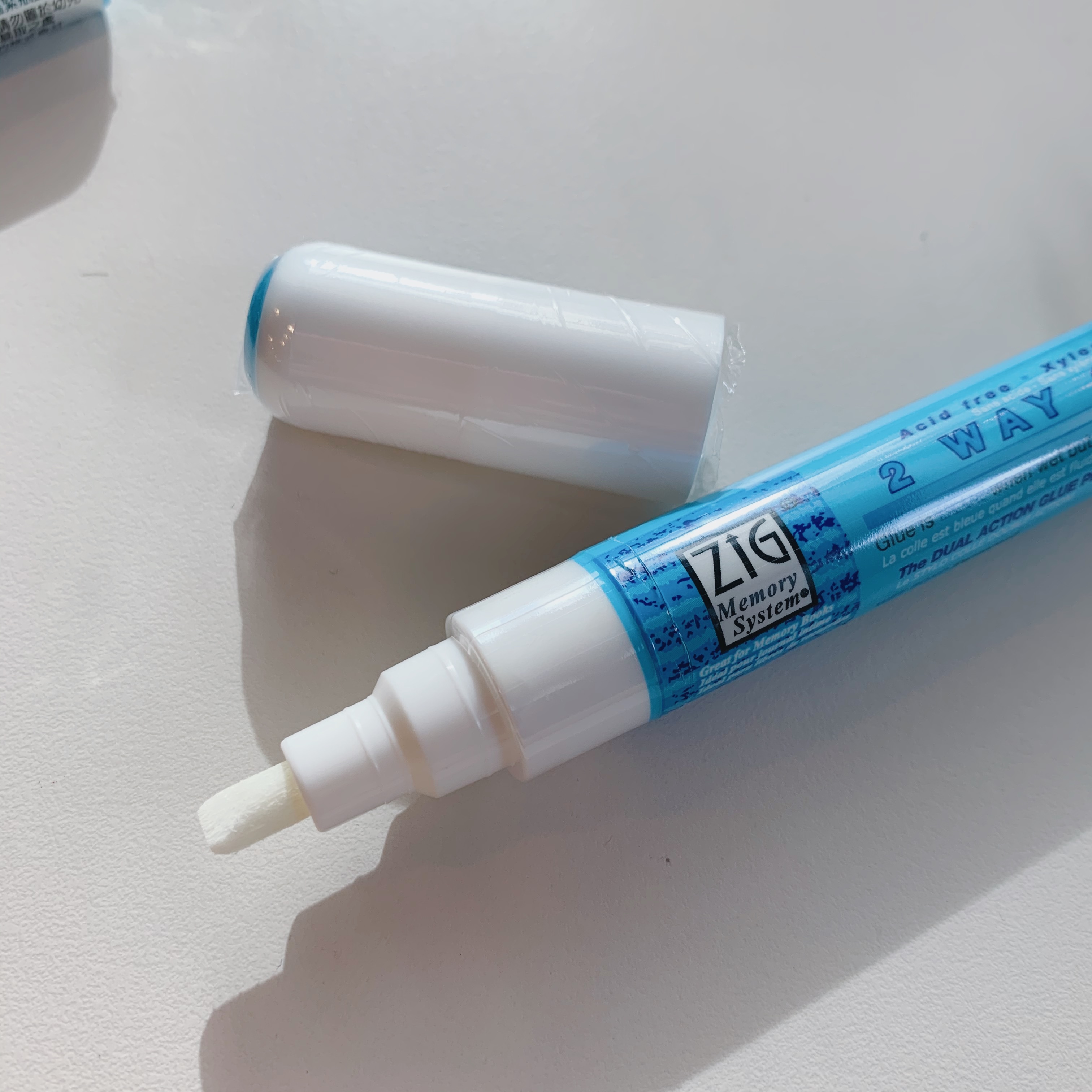 日本吳竹 ZIG 乾濕兩用膠水筆 (1mm / 4mm)