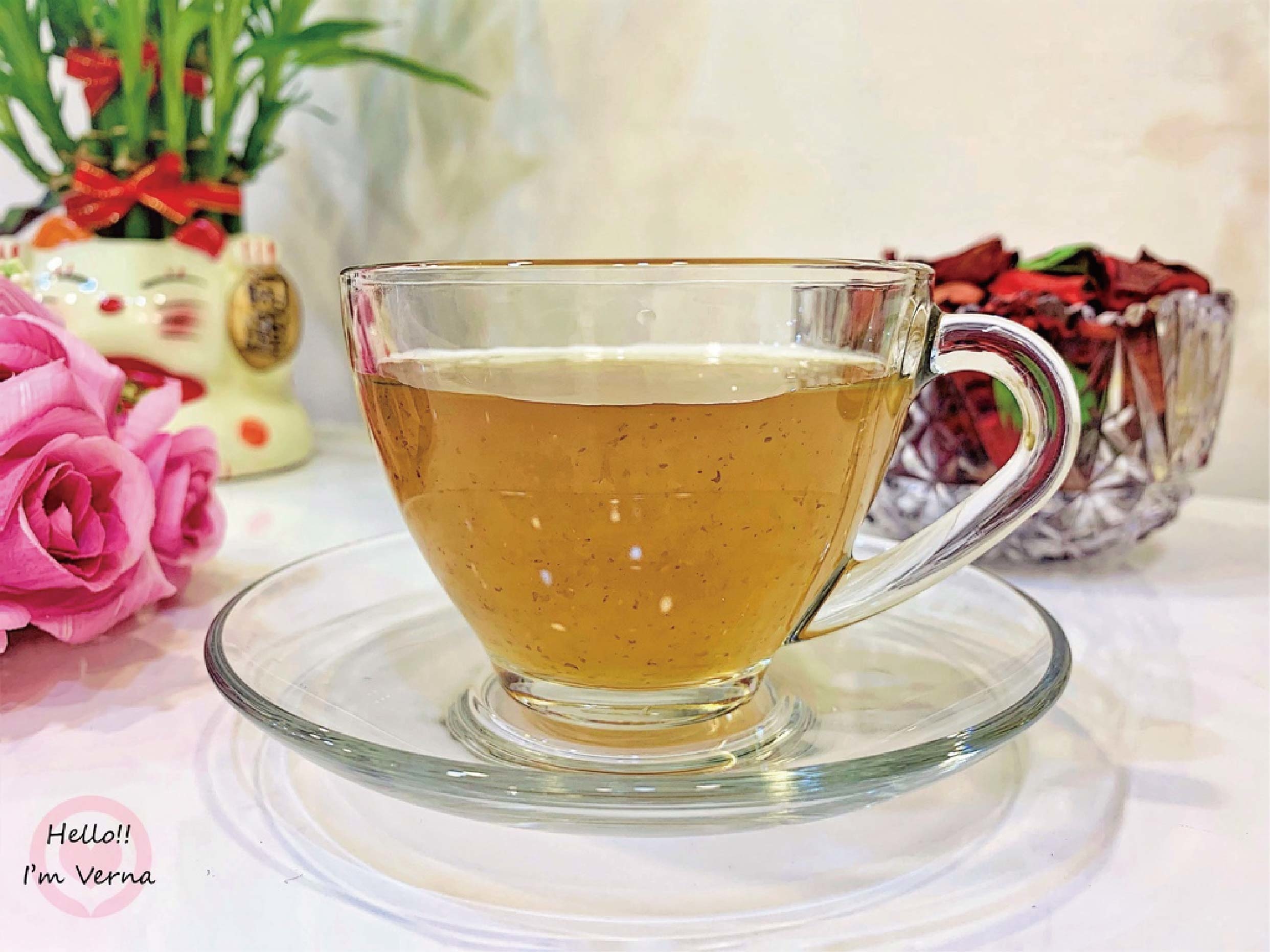 牛蒡雪耳飲有非常棒的養生補氣效果，是過年送長輩的好選擇，內含天然膠質的白木耳、牛蒡，還有多種營養成分，在倒的時候就感覺非常濃潤，富含滿滿天然植物性膠質，養生又能有好氣色，推薦給三餐不均衡，久坐少動的人，長期飲用可以調整體質，促進代謝，滋潤皮膚。