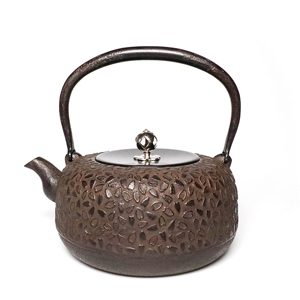 【岩戶賢一郎】平丸正形 櫻 鐵壺1.3L