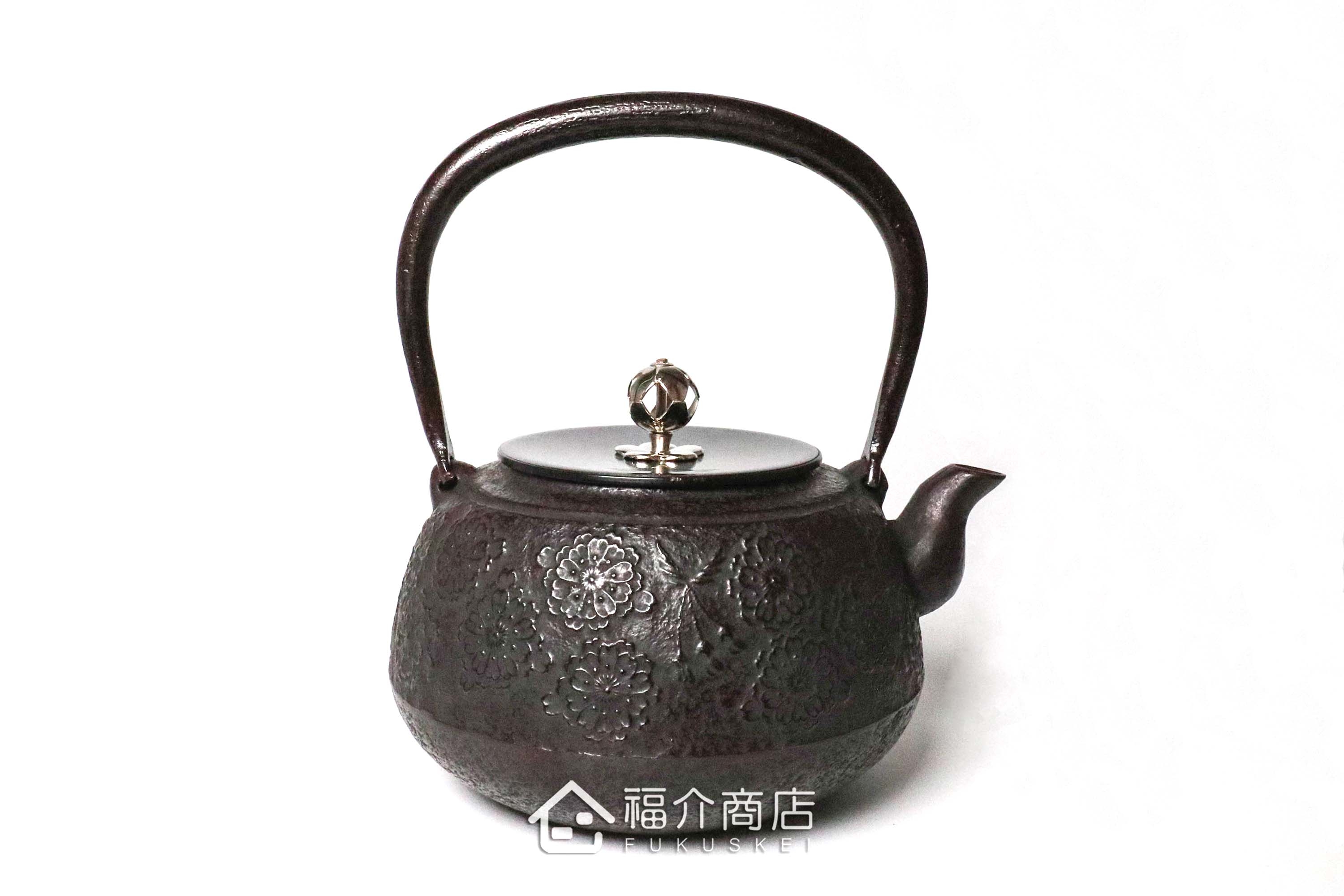 佐藤勝芳所製作的日本鐵壺,壺身設計櫻花圖紋