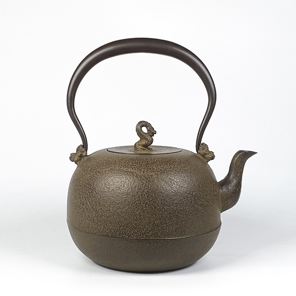 【金野和司】丸形 唐獅子與龍 鐵壺1.6L