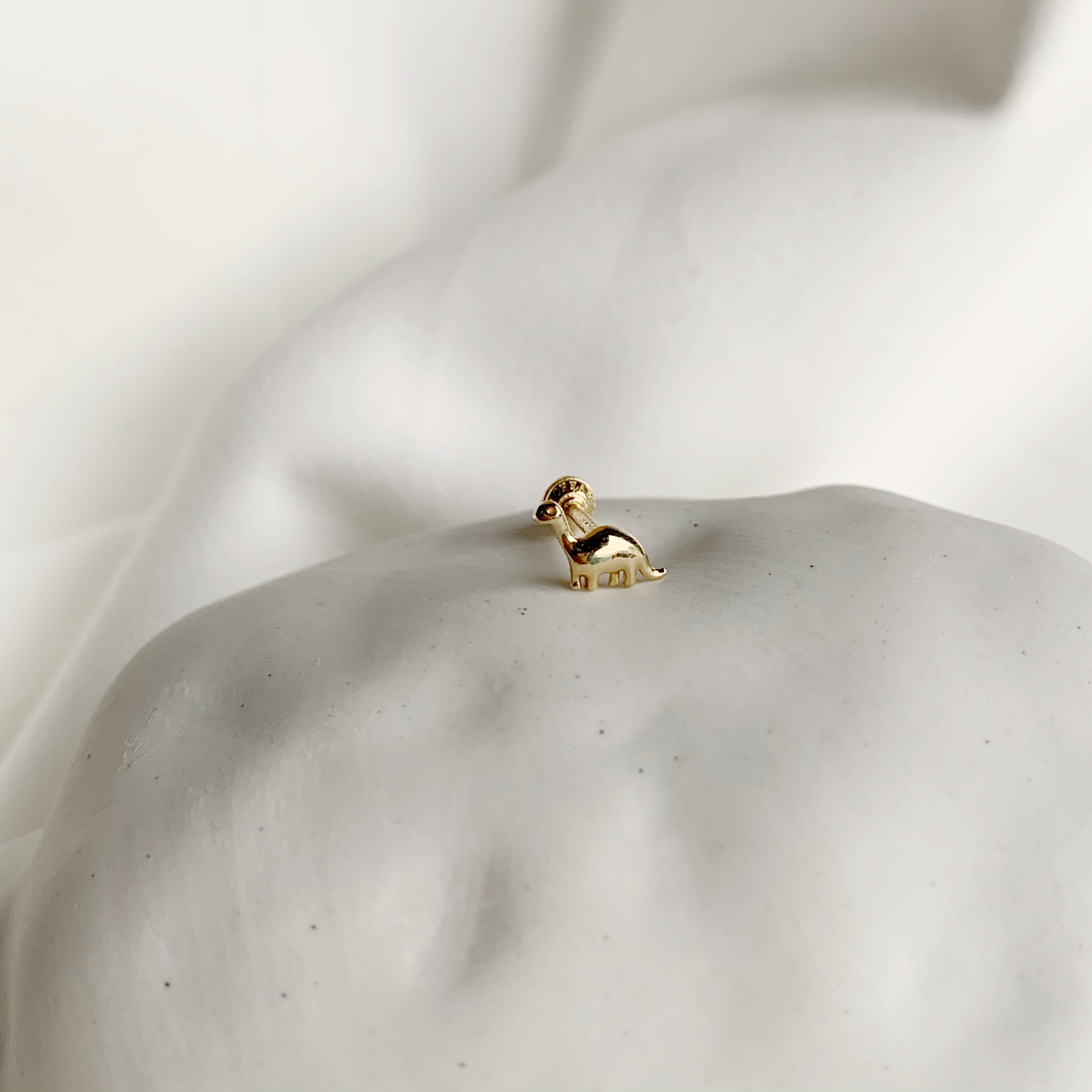 14K小恐龍🦕轉珠耳環