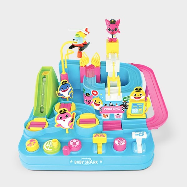 Pink fong babyshark停車場玩具