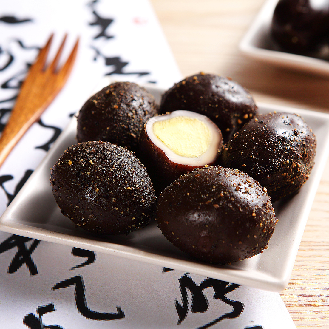 Black Pepper Flavor Iron Egg