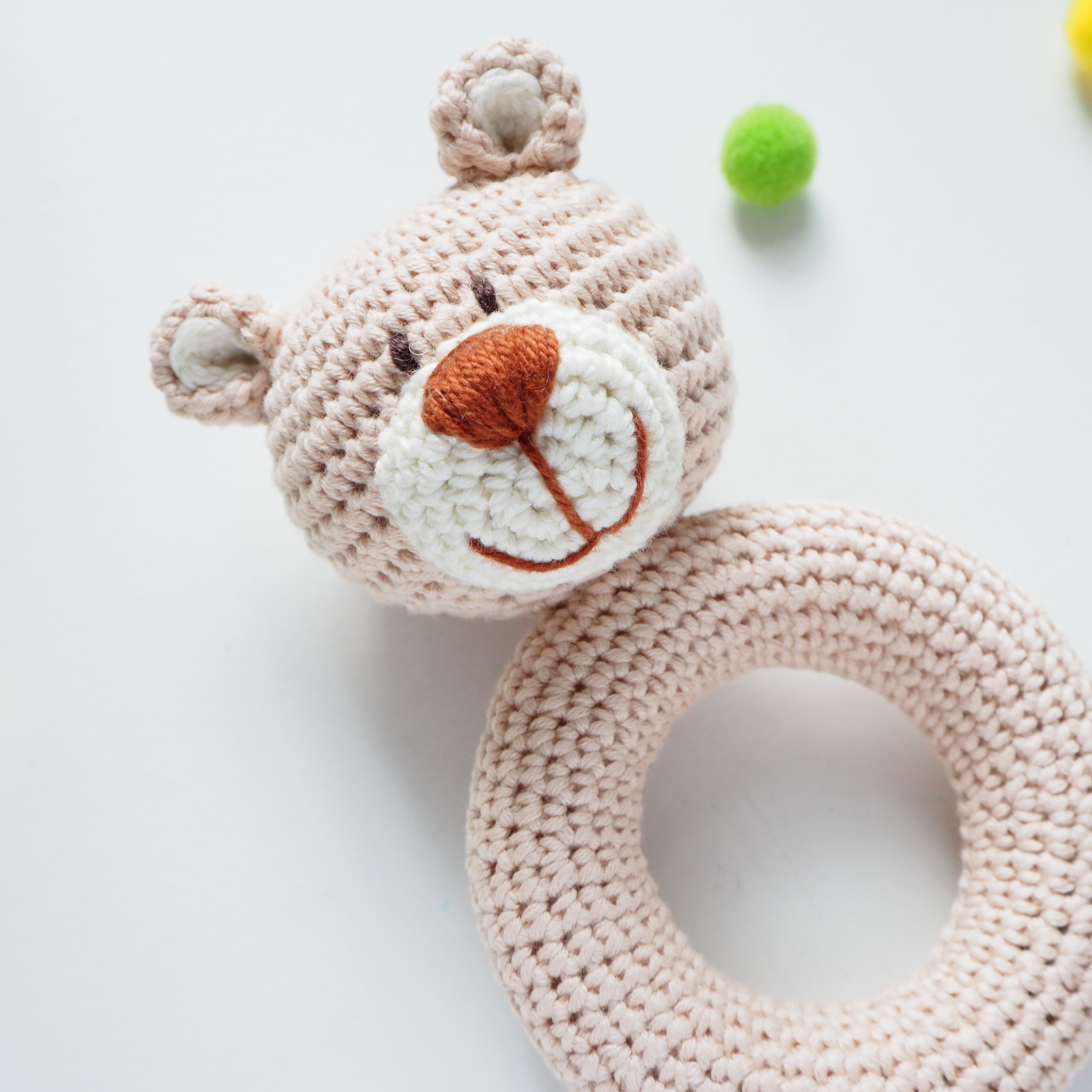 小熊手搖鈴玩具