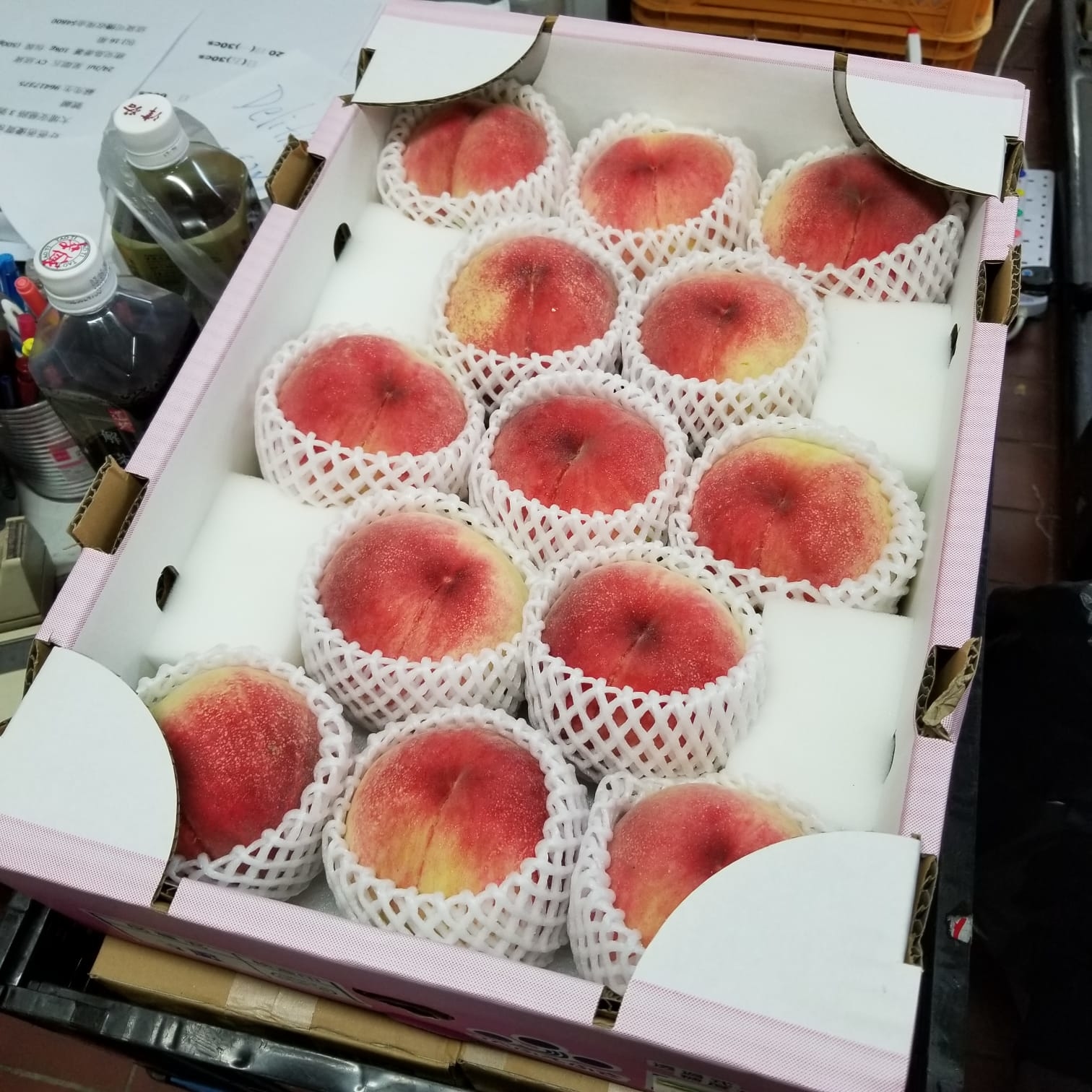Yamanashi Premium Peach (Pink/Purple Box)