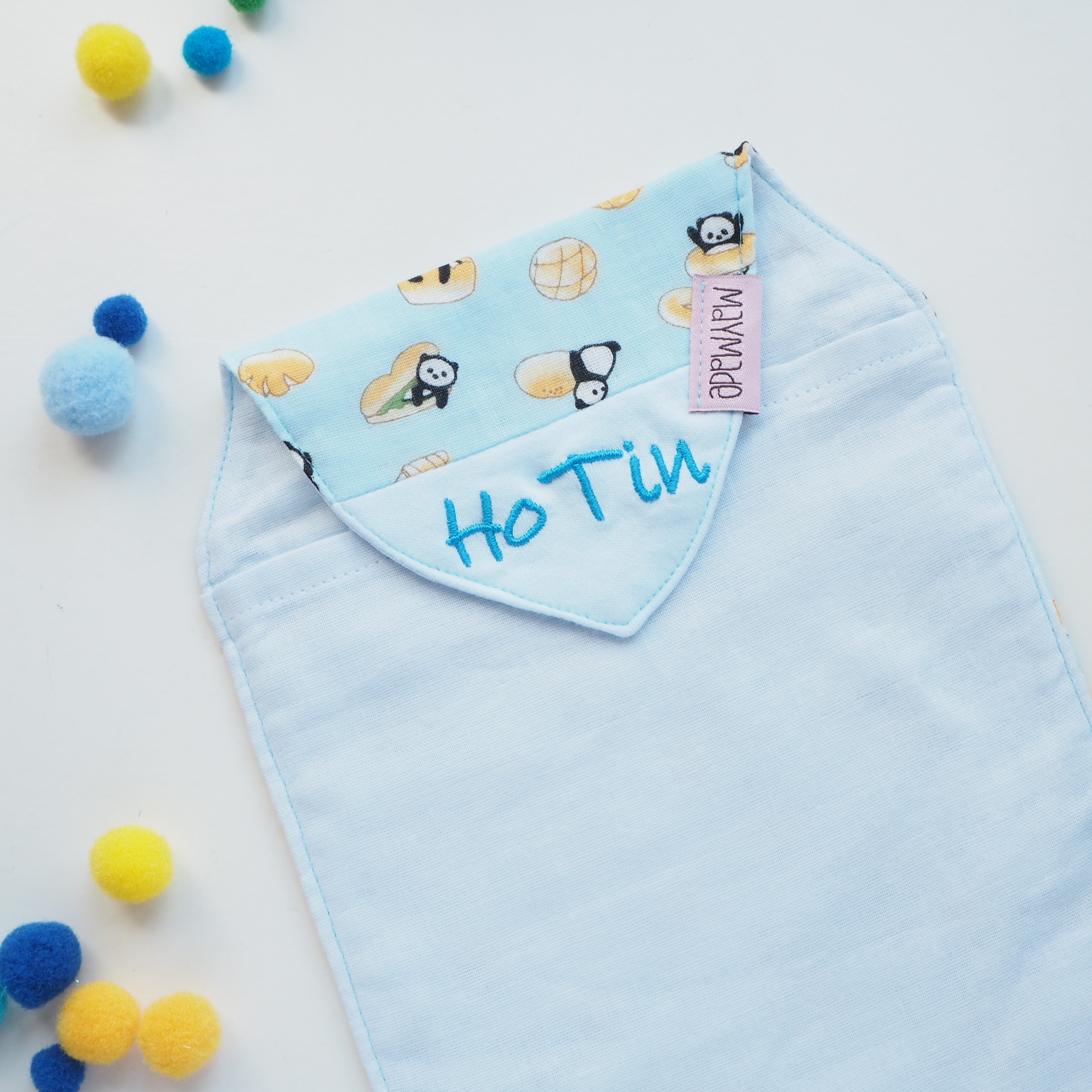 藍色麵包熊貓圖案汗巾