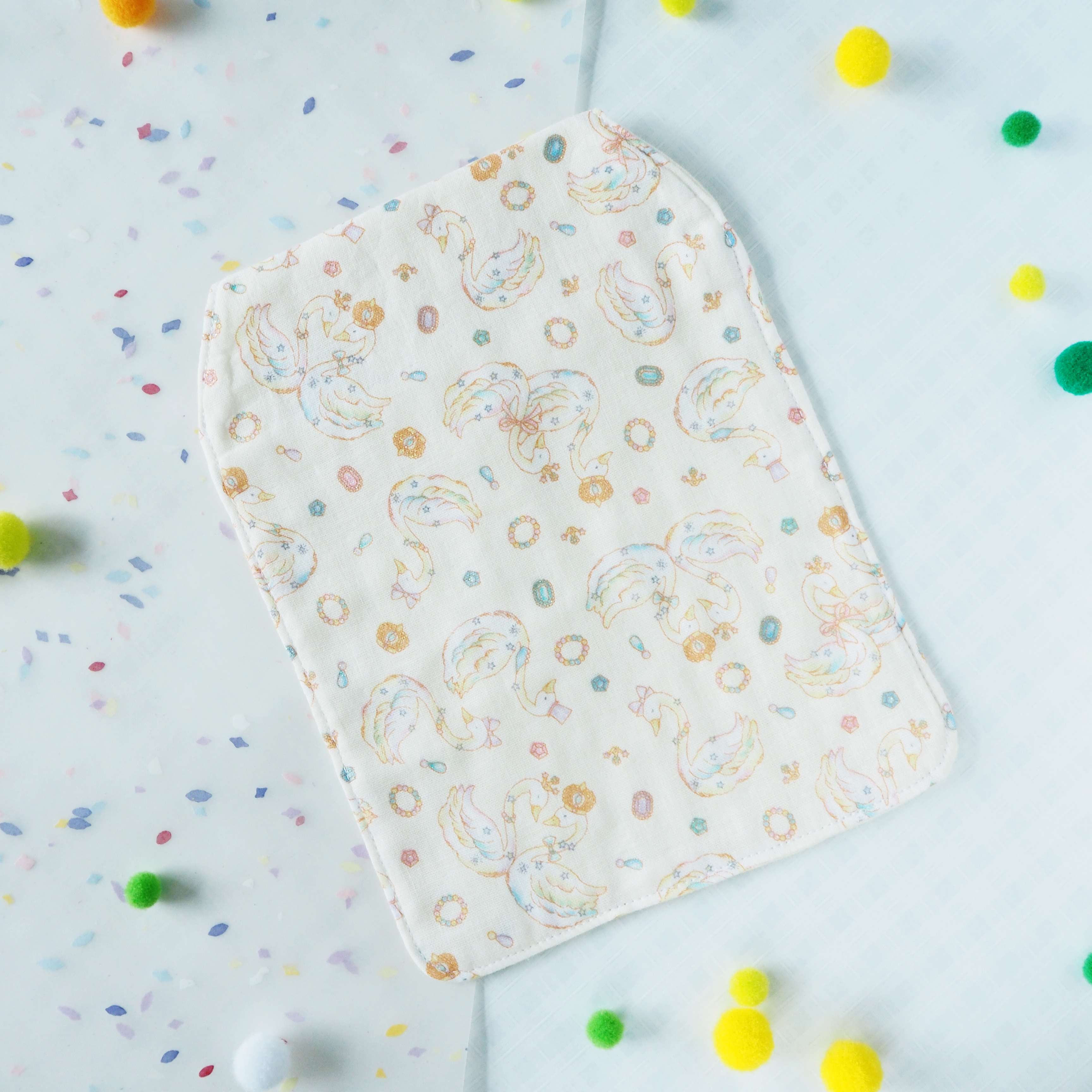 黃色天鵝圖案汗巾