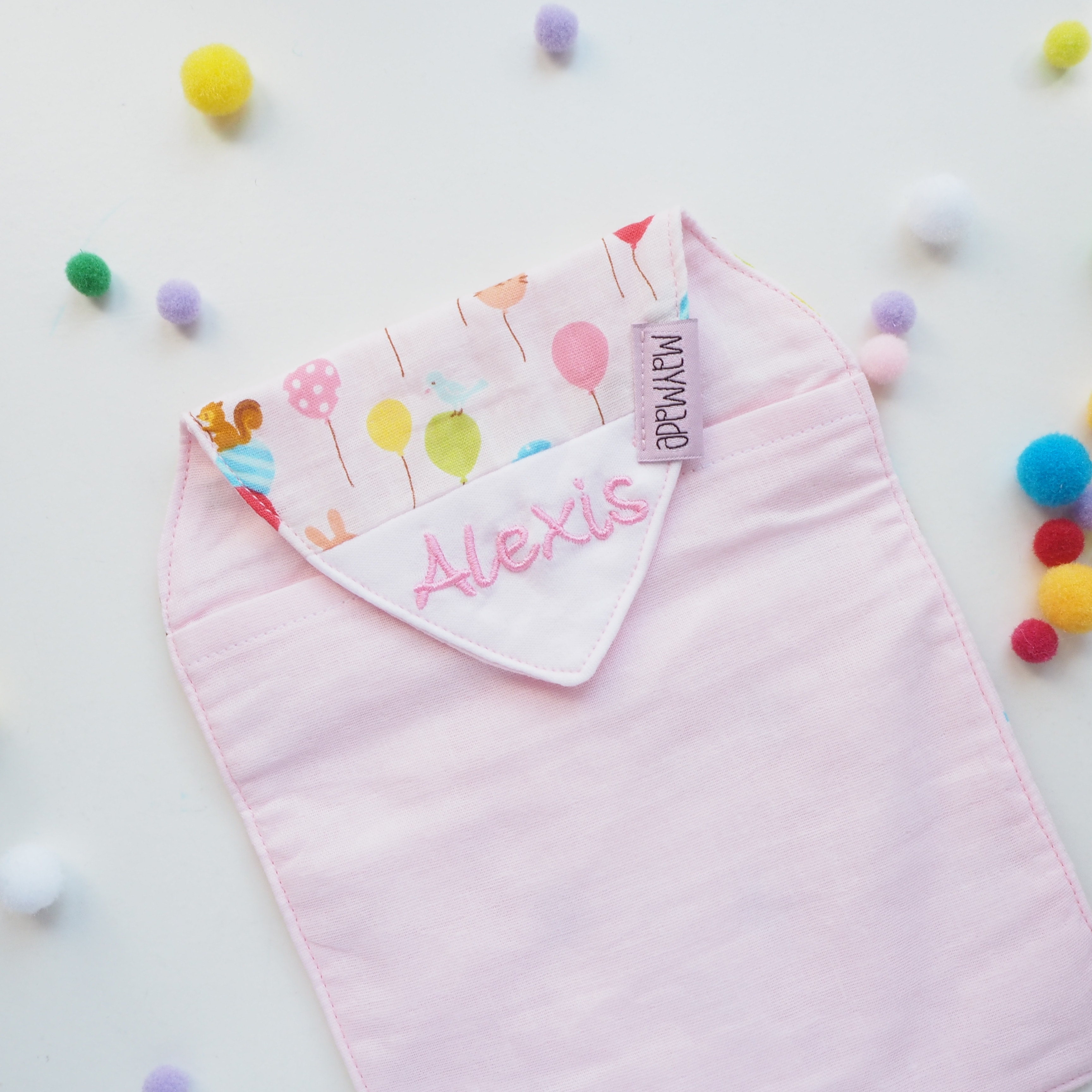 粉紅氣球動物圖案汗巾