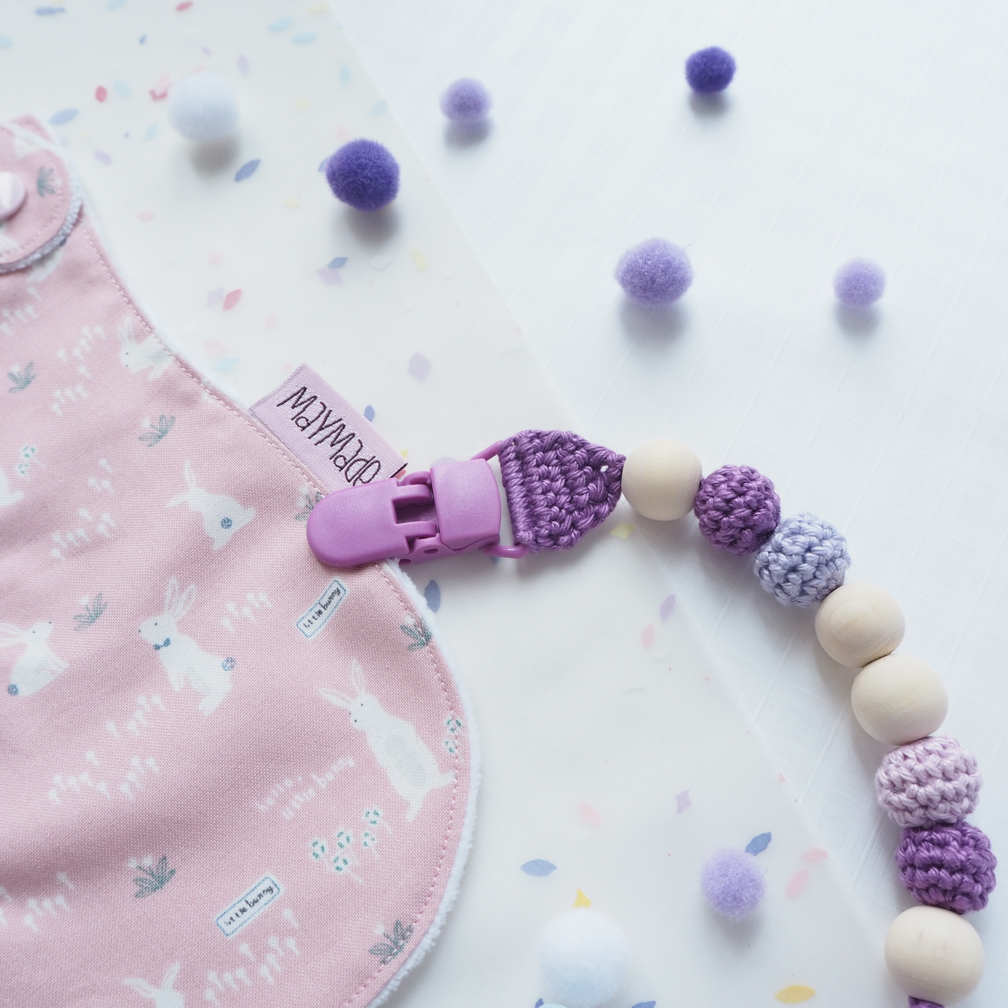 鈎織奶咀夾-二月