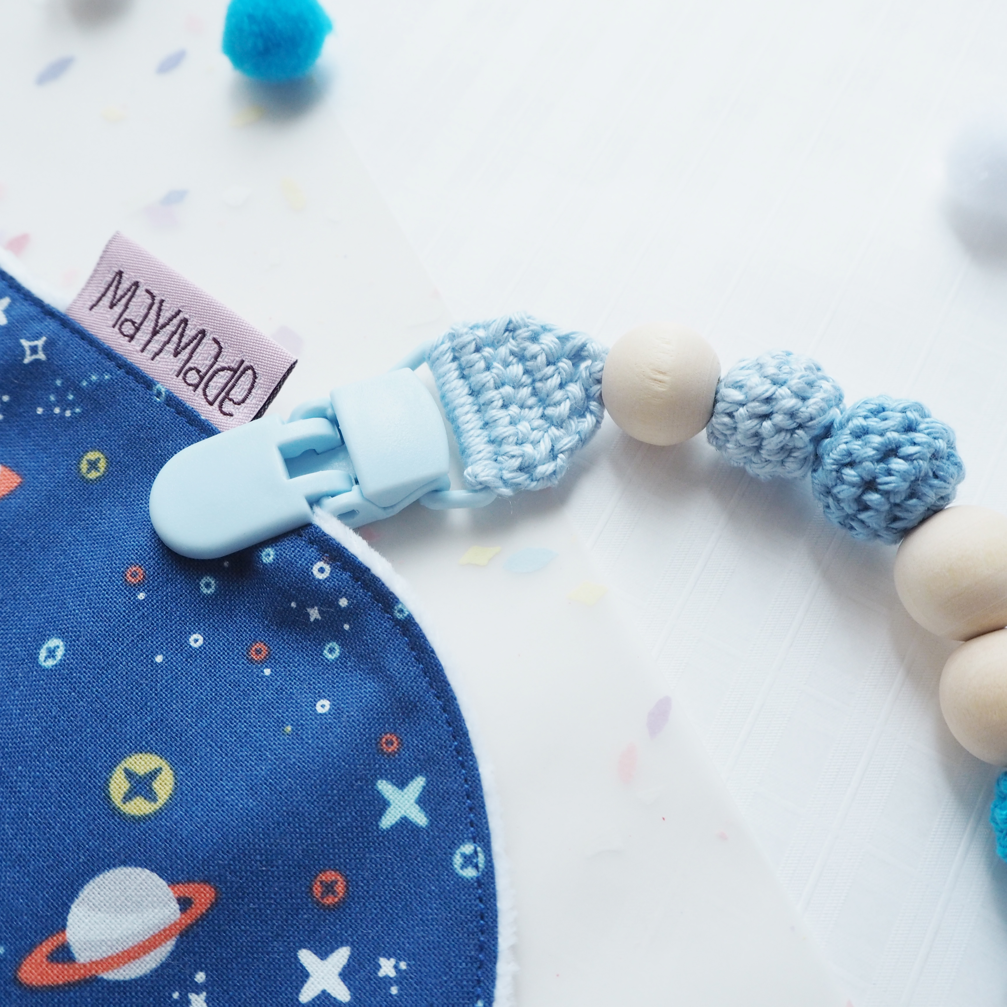 鈎織奶咀夾-三月