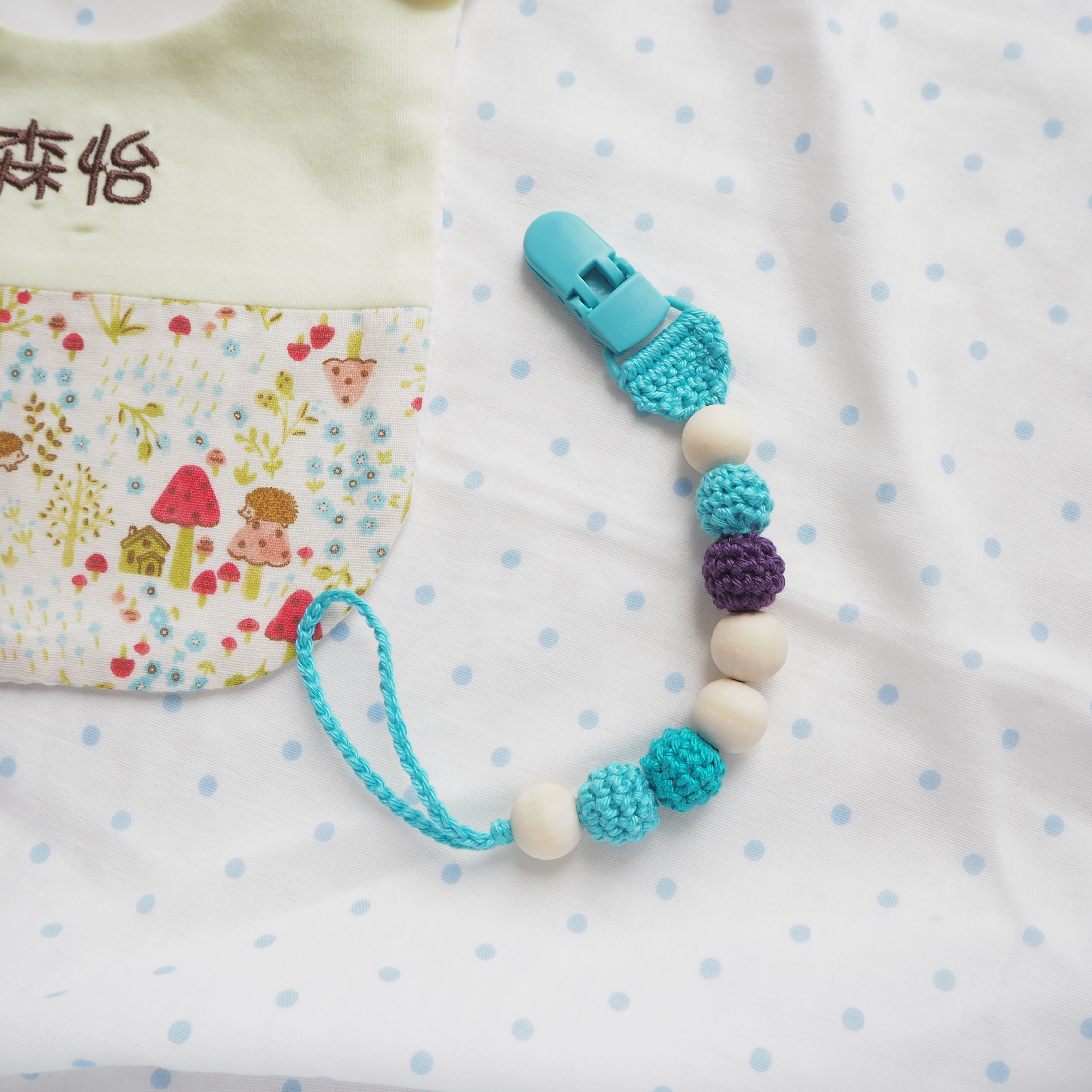 鈎織奶咀夾-十二月