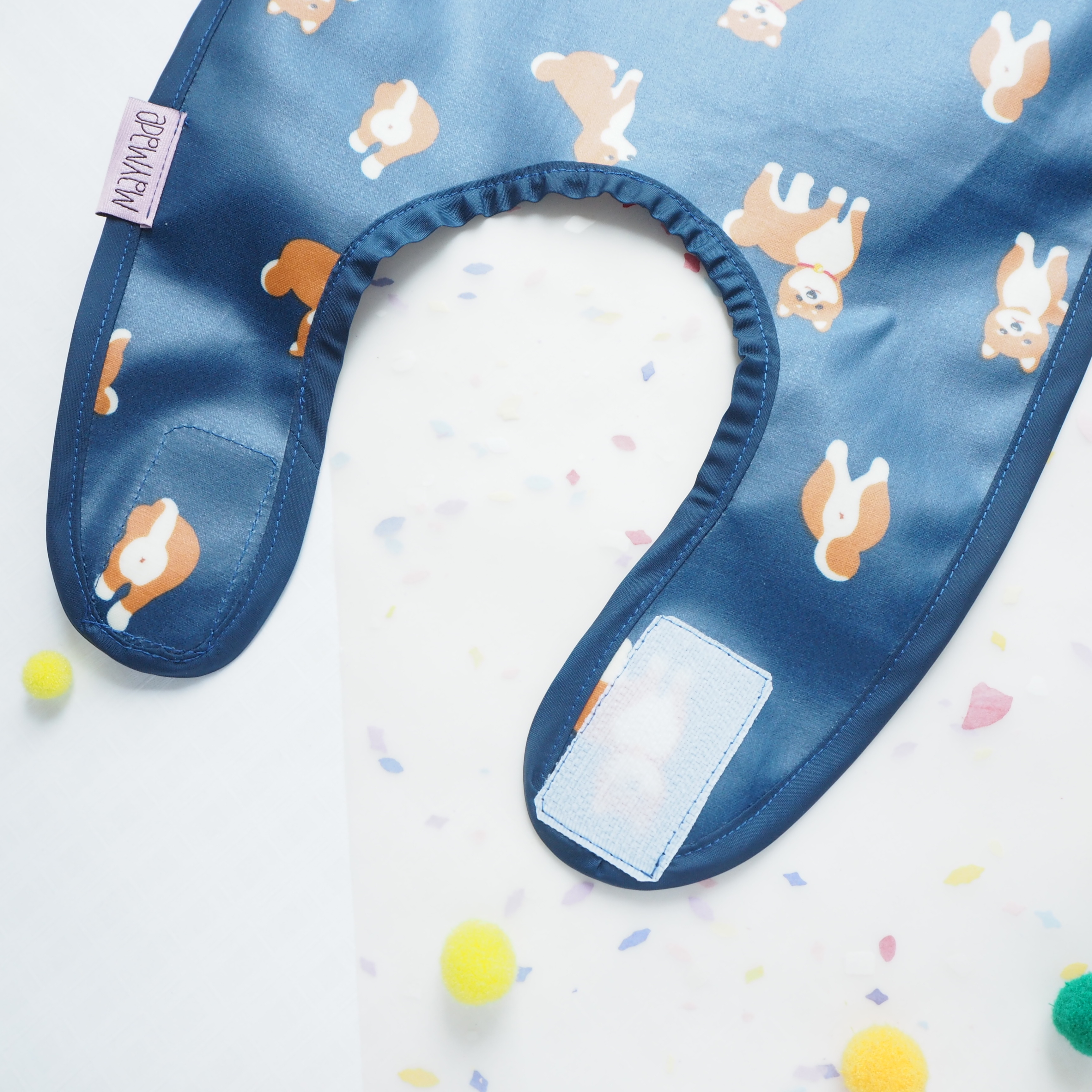 柴犬圖案食事用防水口水肩