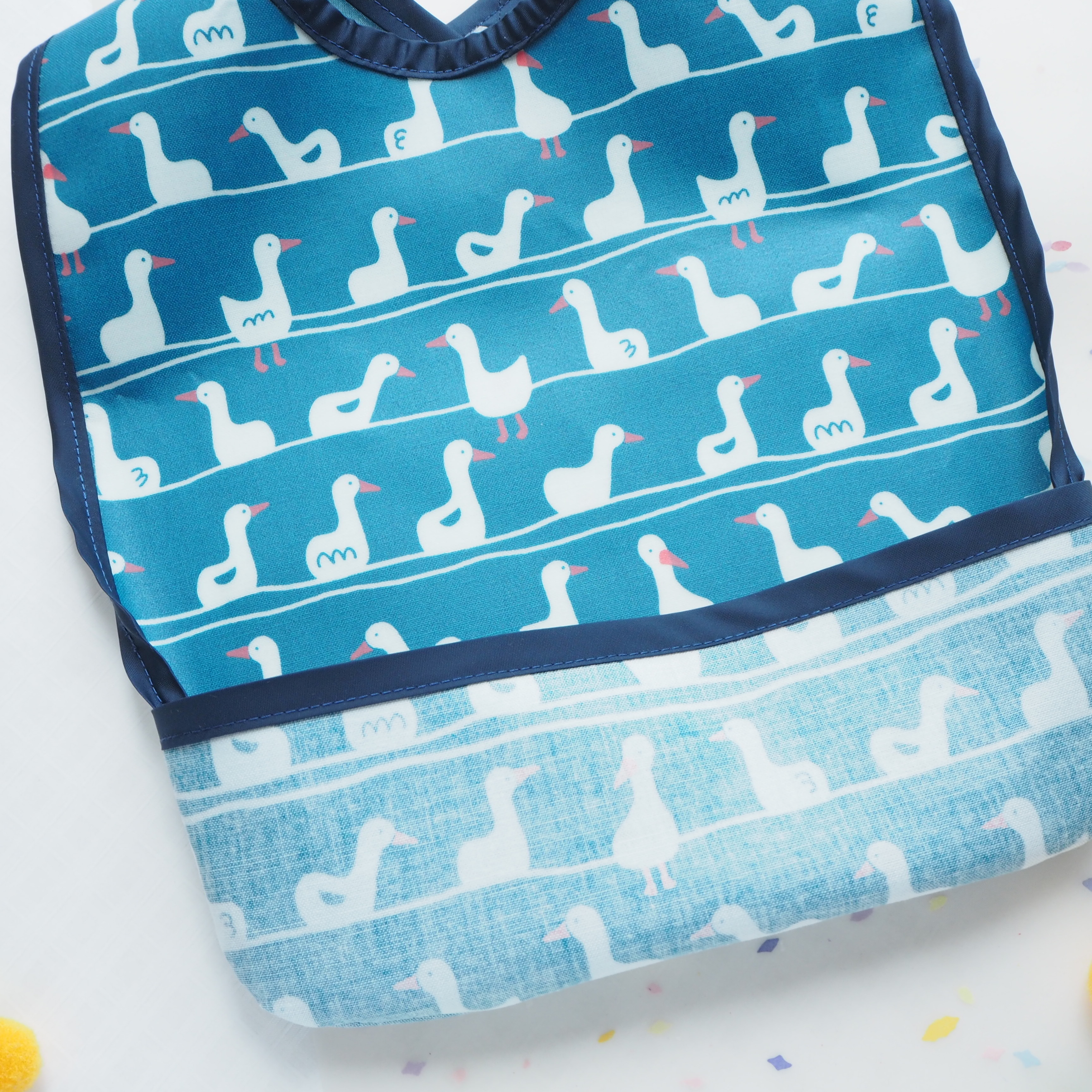 鴨子圖案食事用防水口水肩