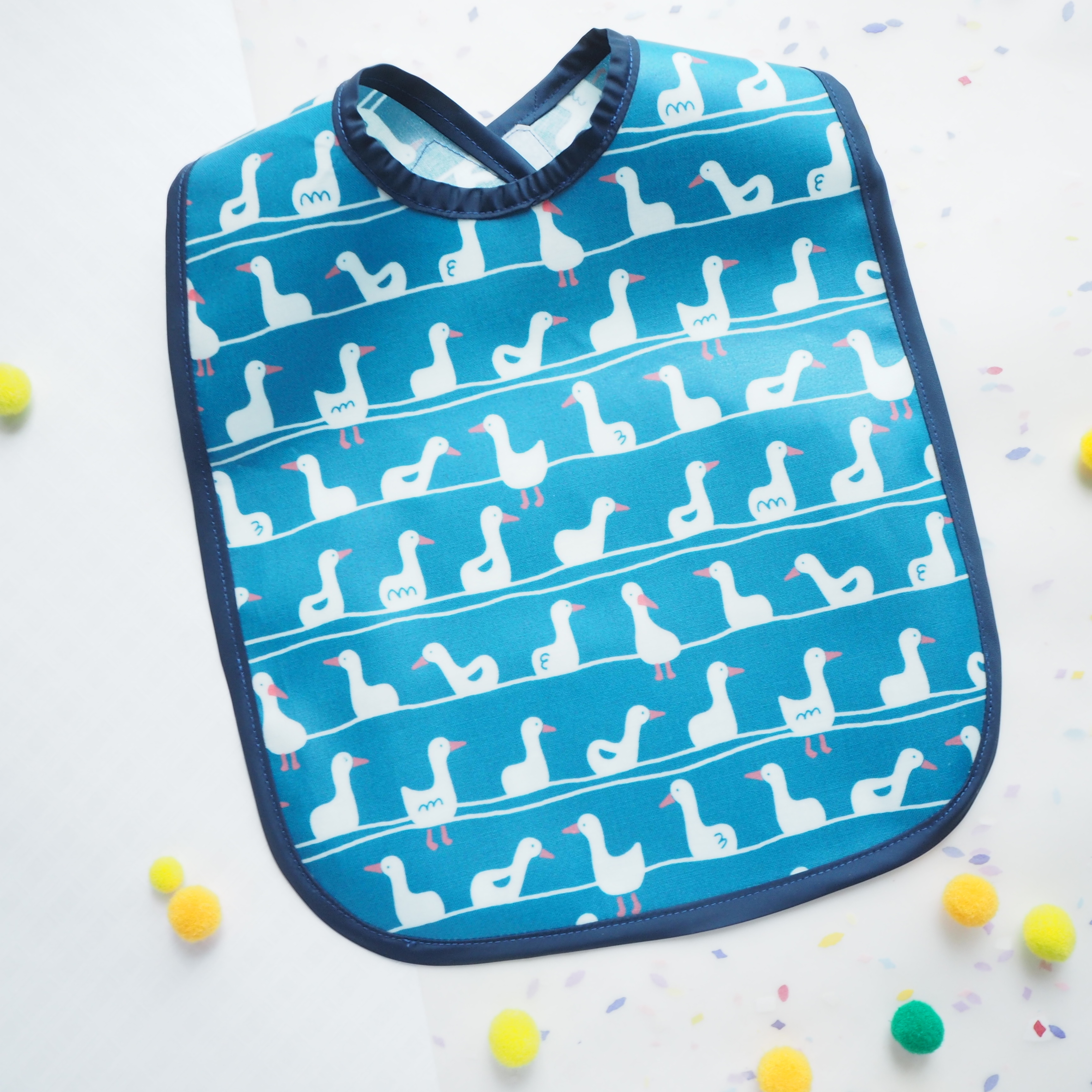 鴨子圖案食事用防水口水肩