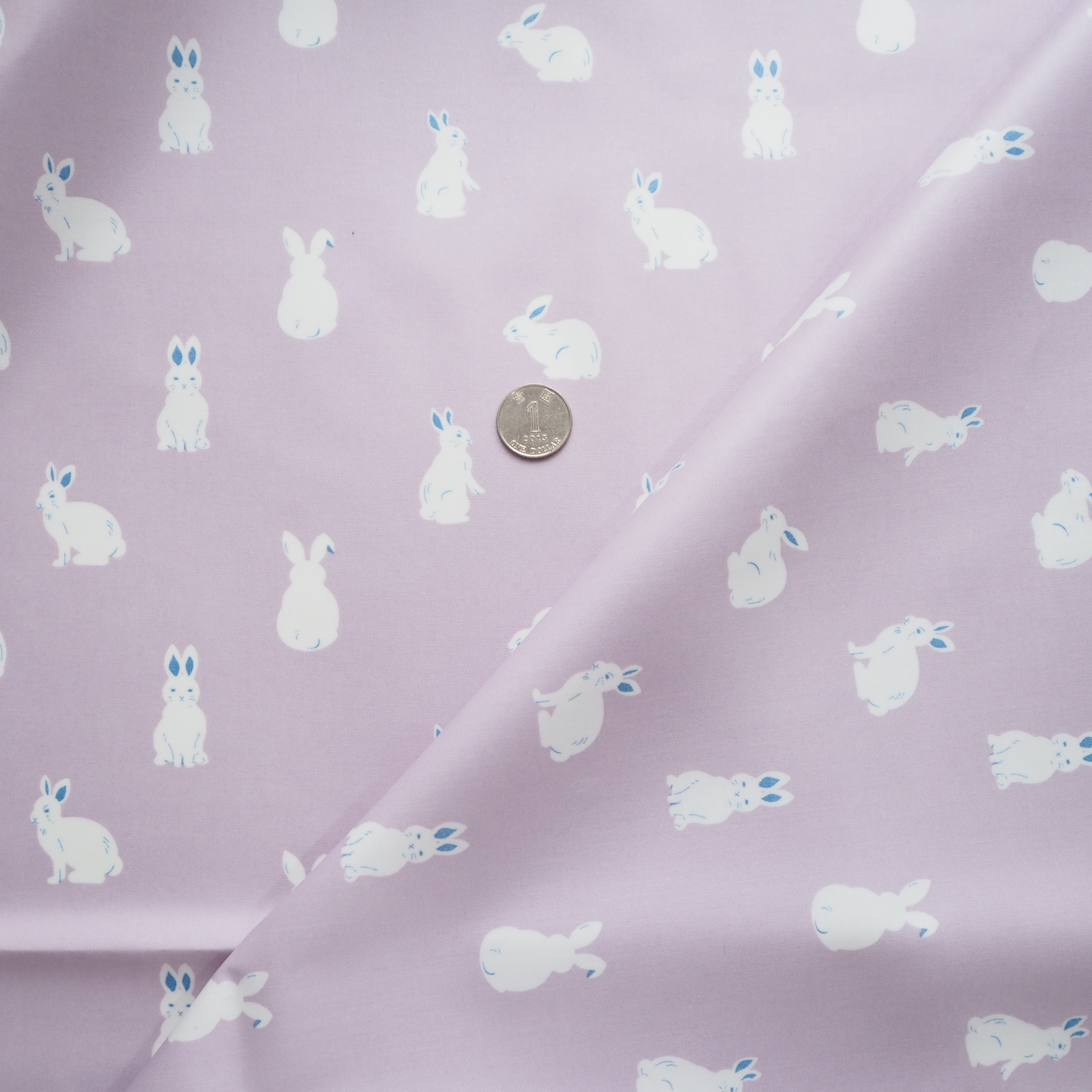 粉紫色小兔圖案食事用防水口水肩