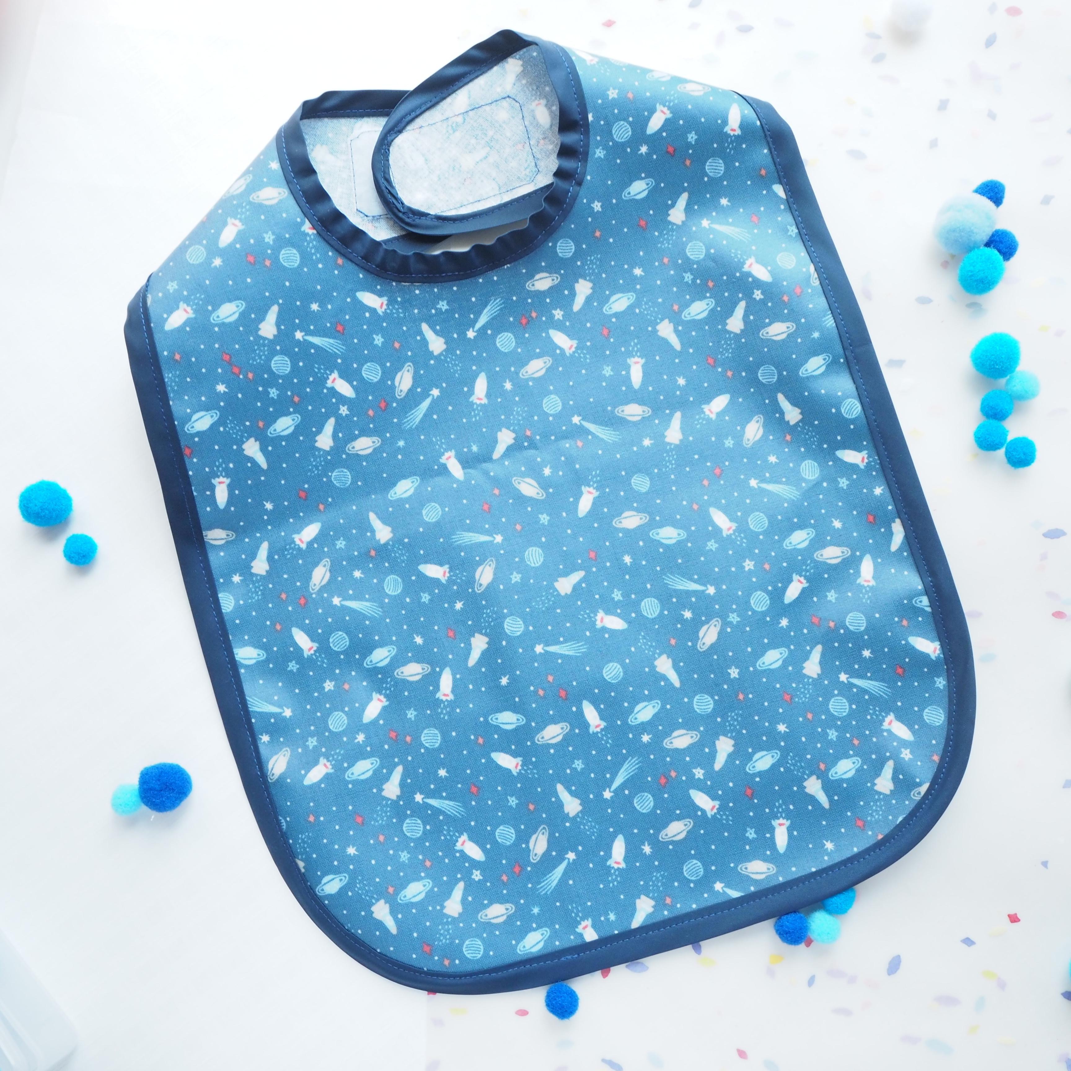 太空圖案食事用防水口水肩