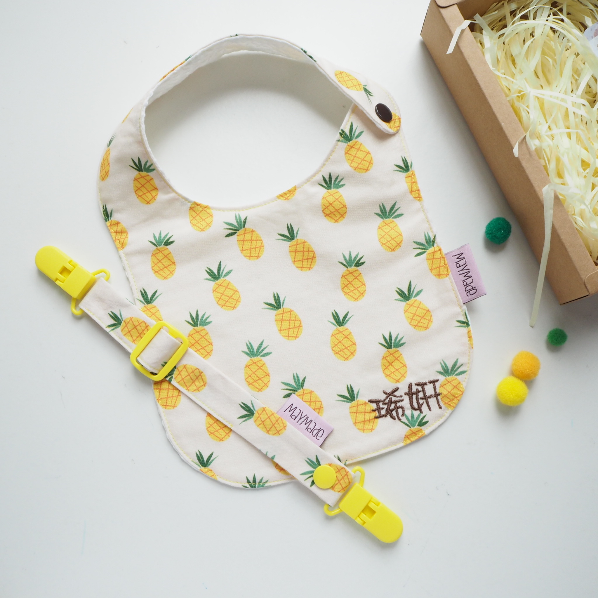 菠蘿圖案口水肩