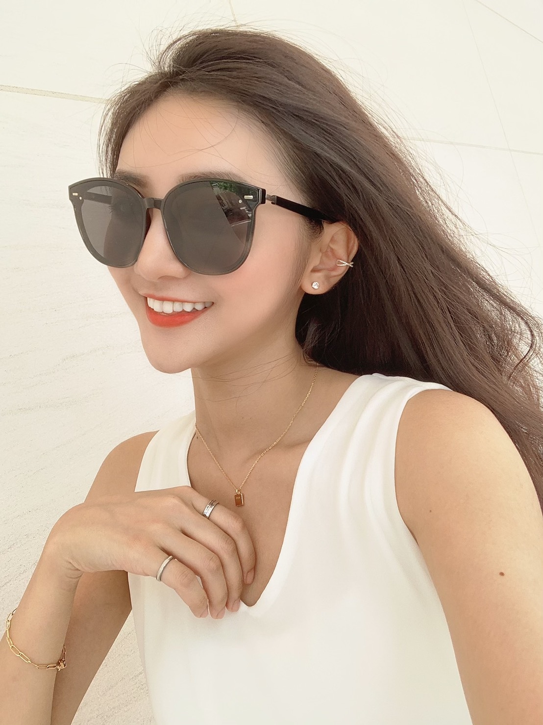 🔥07.28直播新品］💥歐膩修修臉百搭款防藍光墨鏡（百搭黑）