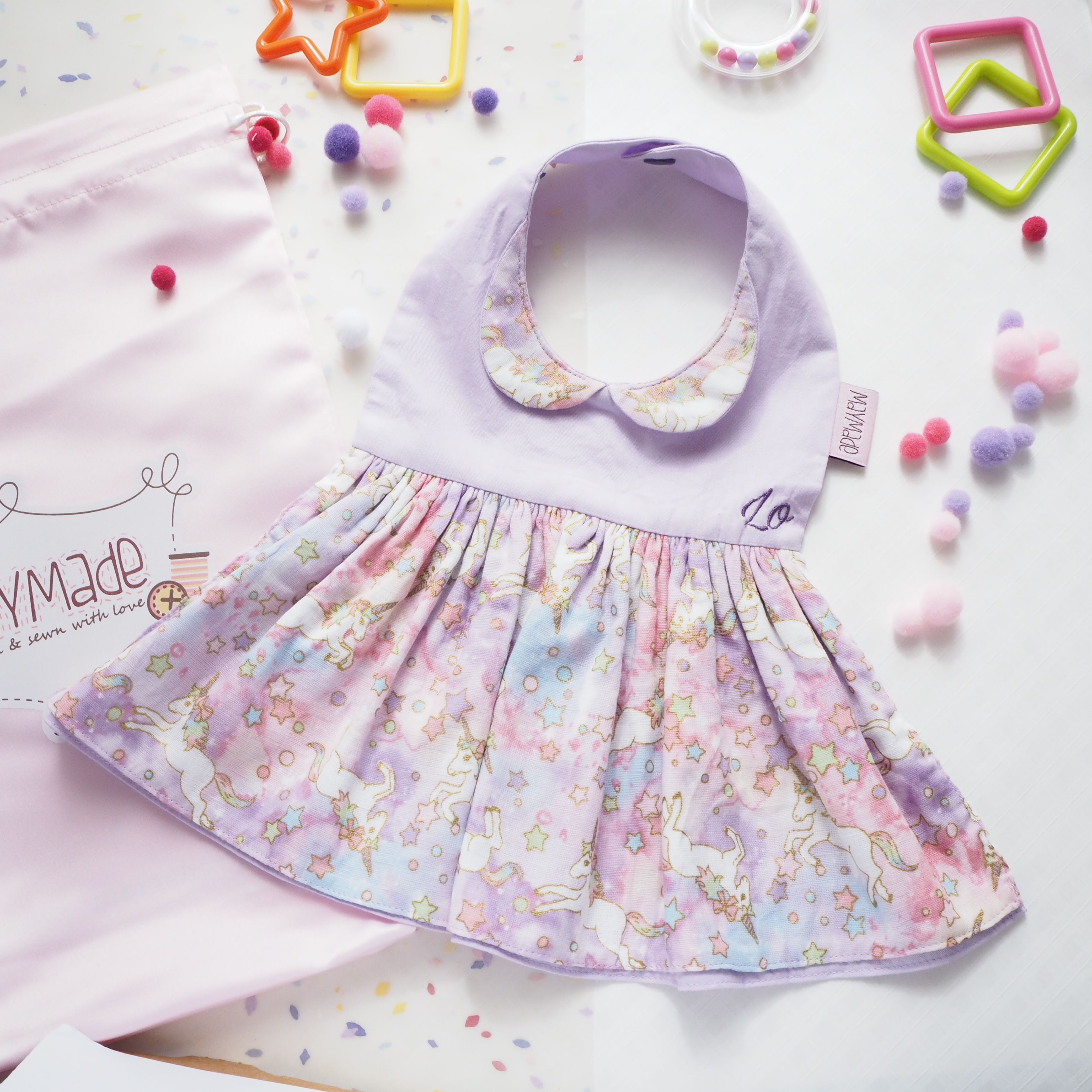 獨角獸圖案 迷你裙造型口水肩 彌月禮物