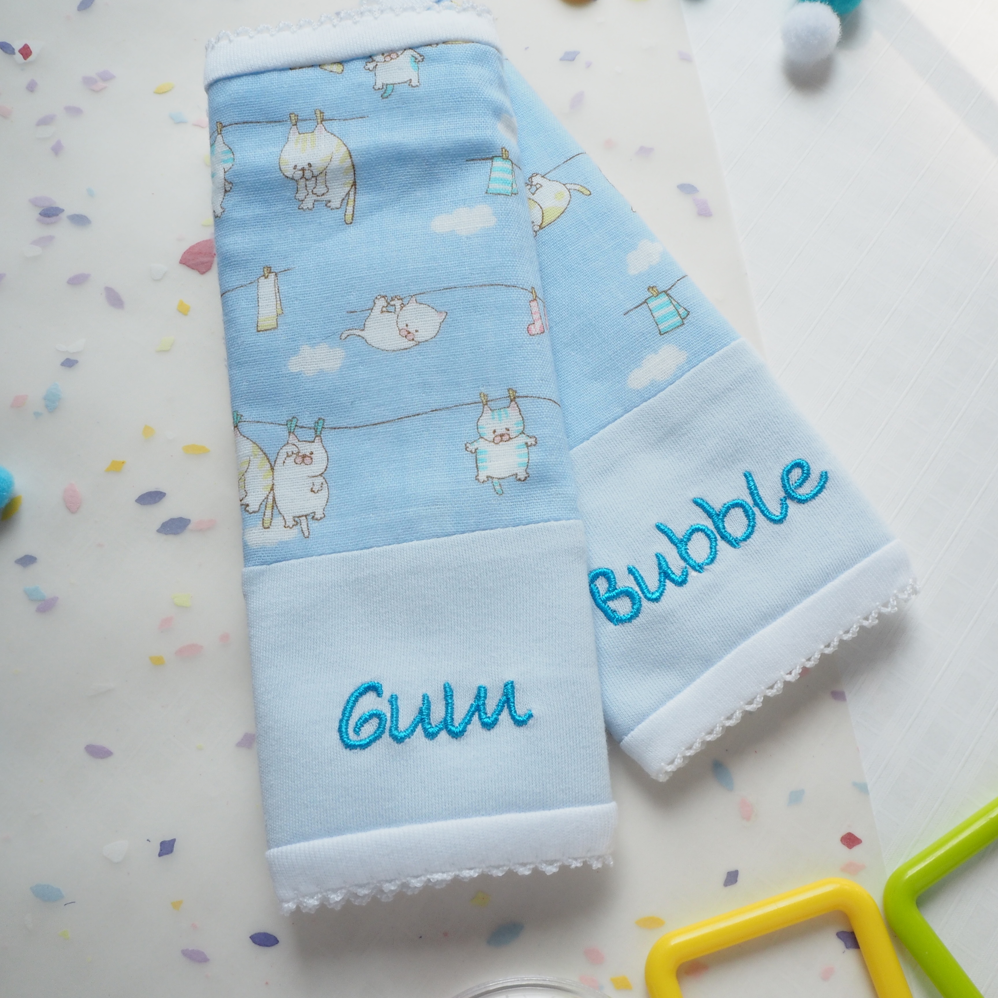 藍色貓貓圖案 日本六重紗雙面背帶口水巾 咬咬巾