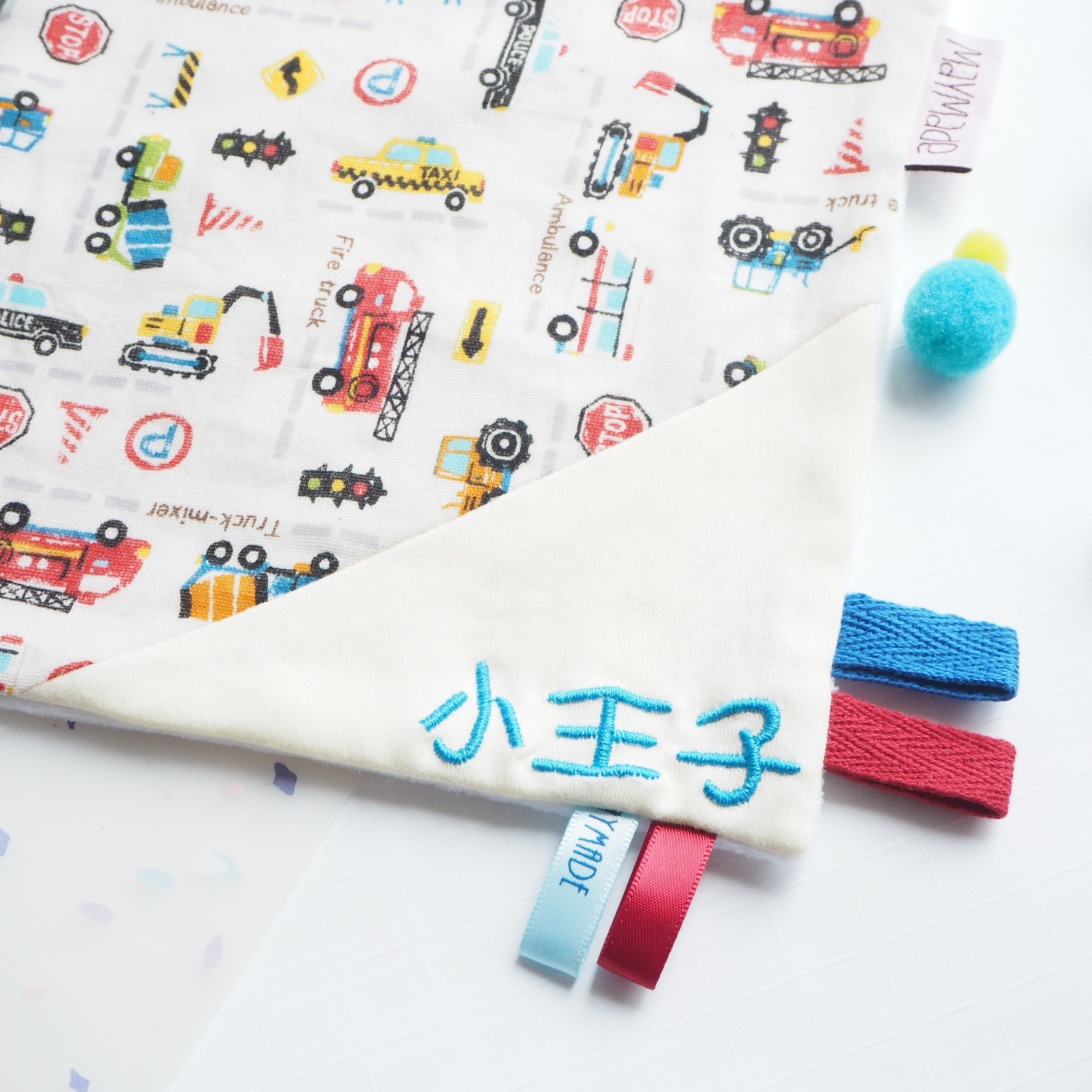 英文字車圖案 安撫巾
