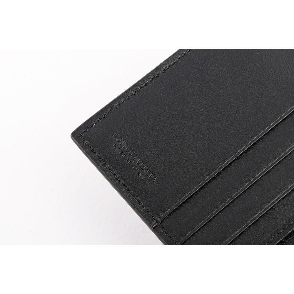 【BOTTEGA VENETA】小牛皮編織對開6卡短夾