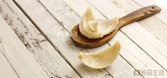 燕窩的種類那麼多，到底妳花大錢買的燕窩品質好不好?你會挑選嗎? 該注意什麼呢? 怎樣的燕窩買了你才不會買錯呢? 我們就一起來看下圖比較了解，可別讓辛苦錢變成冤枉錢阿！