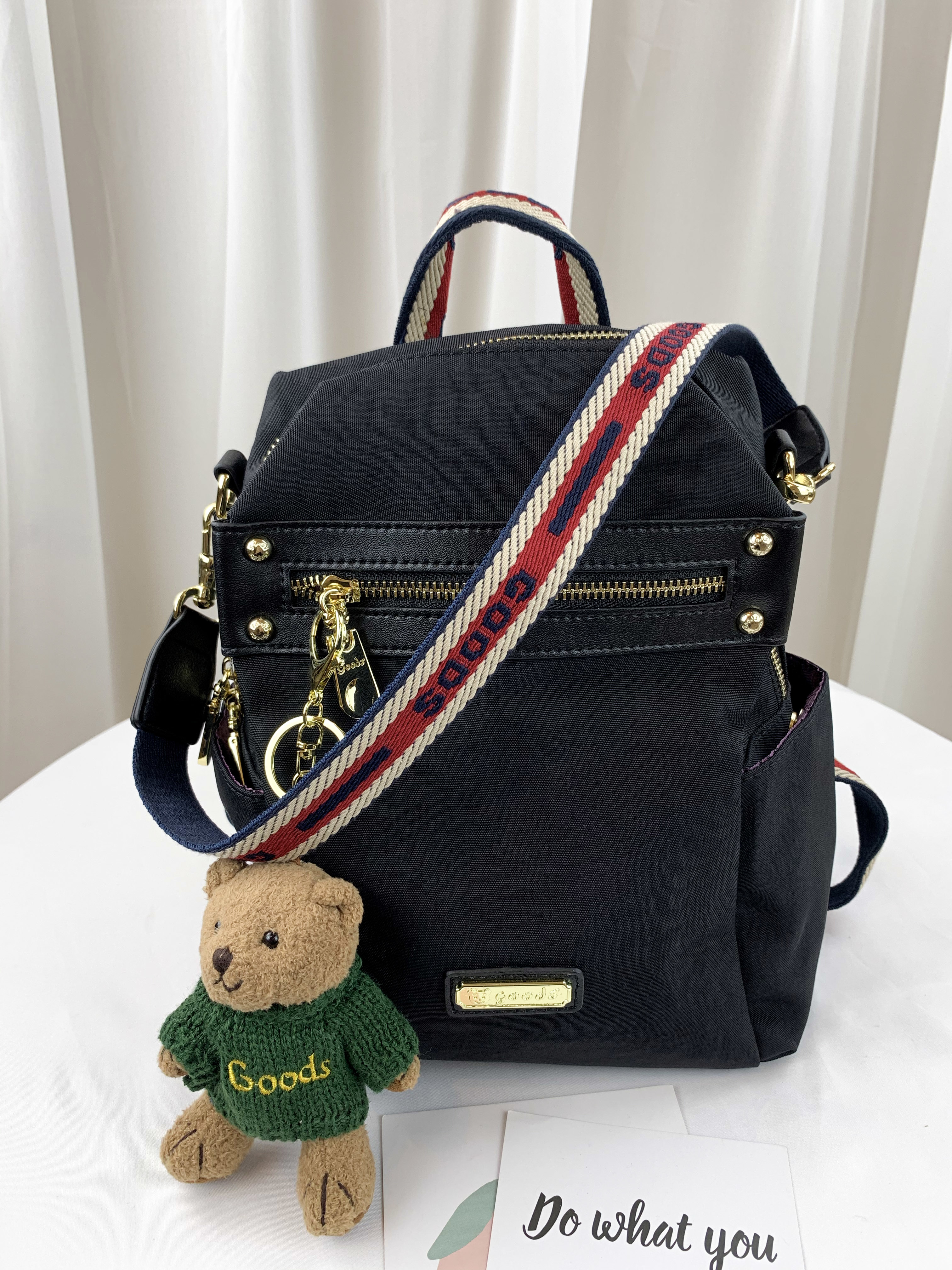 GOODS 織帶黑 水洗紋防潑水後背包 / 側背包 附小熊吊飾 #2653