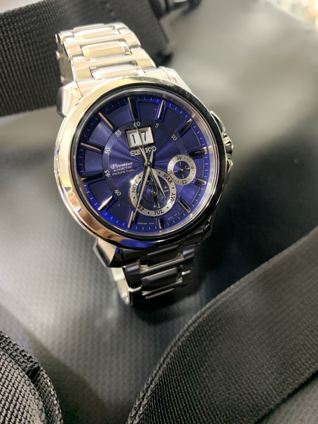 【SEIKO 精工】Premier人動電能萬年曆腕錶  7D56-0AG0B  42.9mm 現代鐘錶