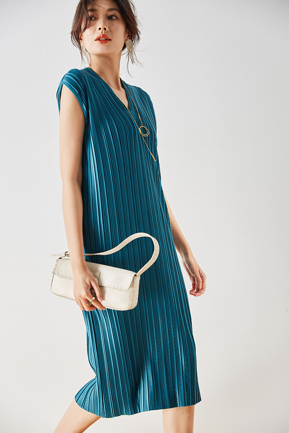 DEER.W V領半袖壓褶洋裝 湖綠