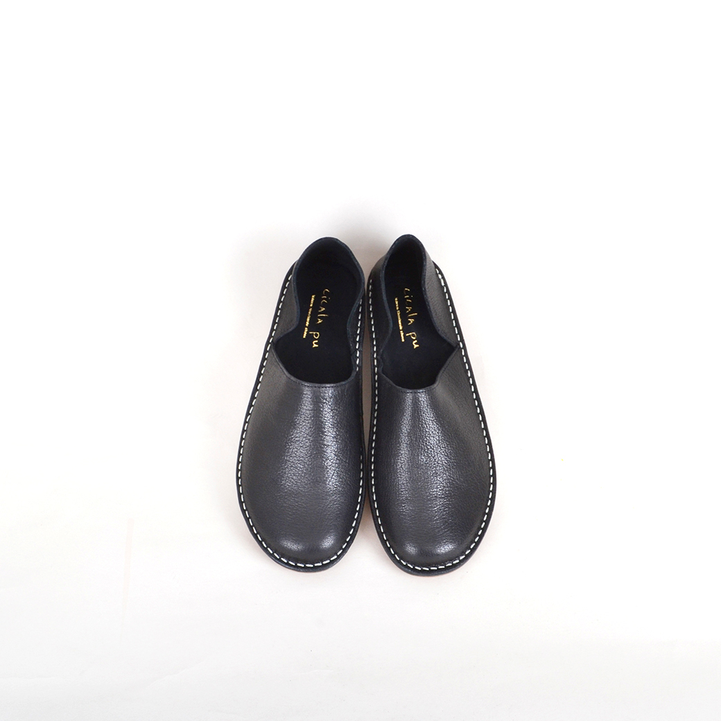 0106 日本時尚牛皮軟鞋 黑