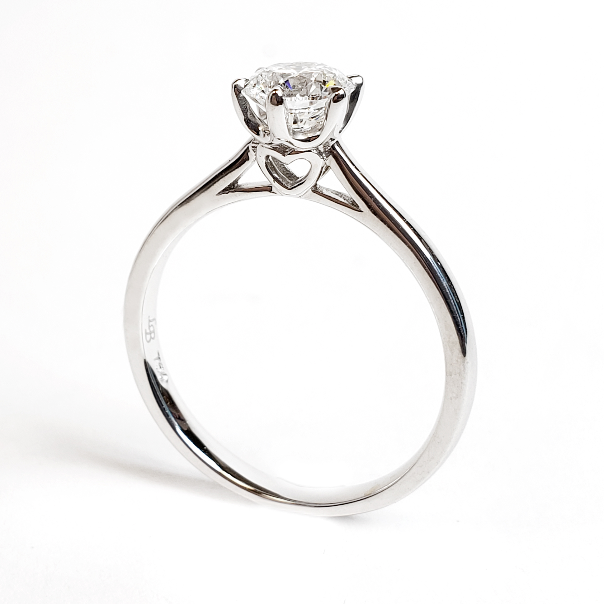 18K 白金六爪兩側心形通花戒指托 (RS01H6052)