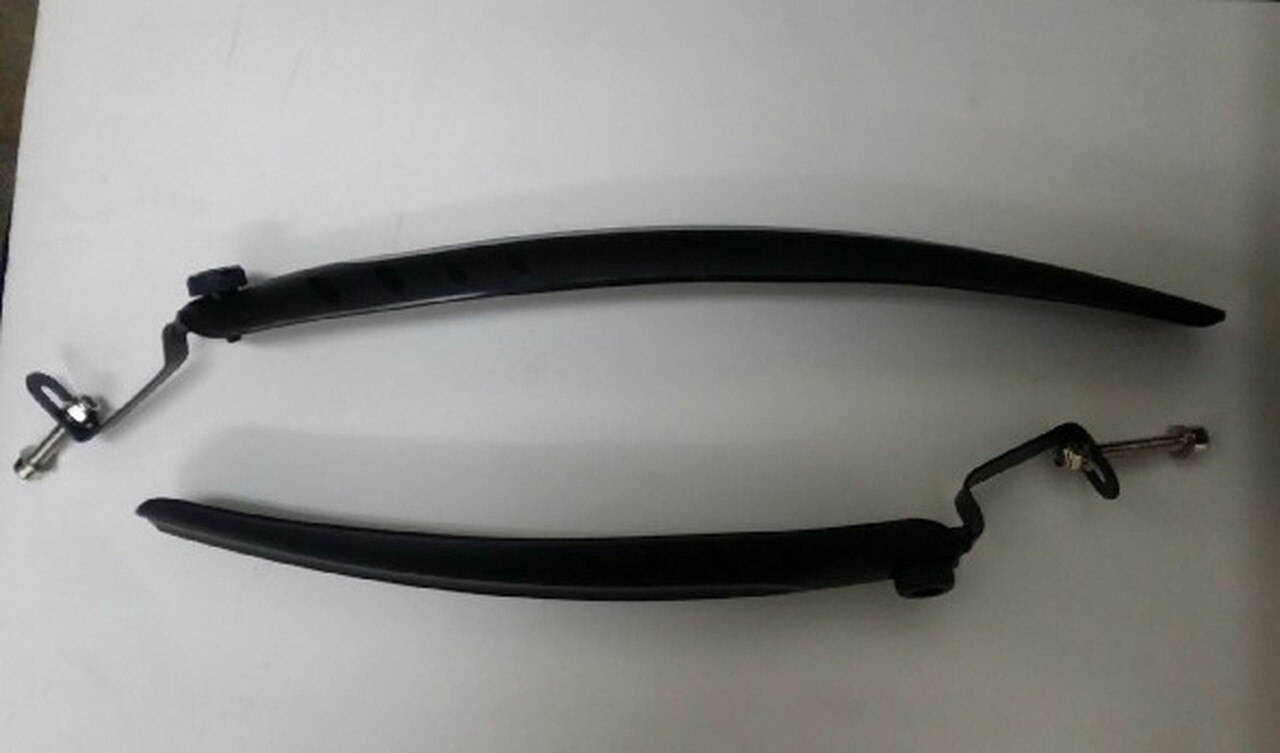 前後膠泥檔 20 寸