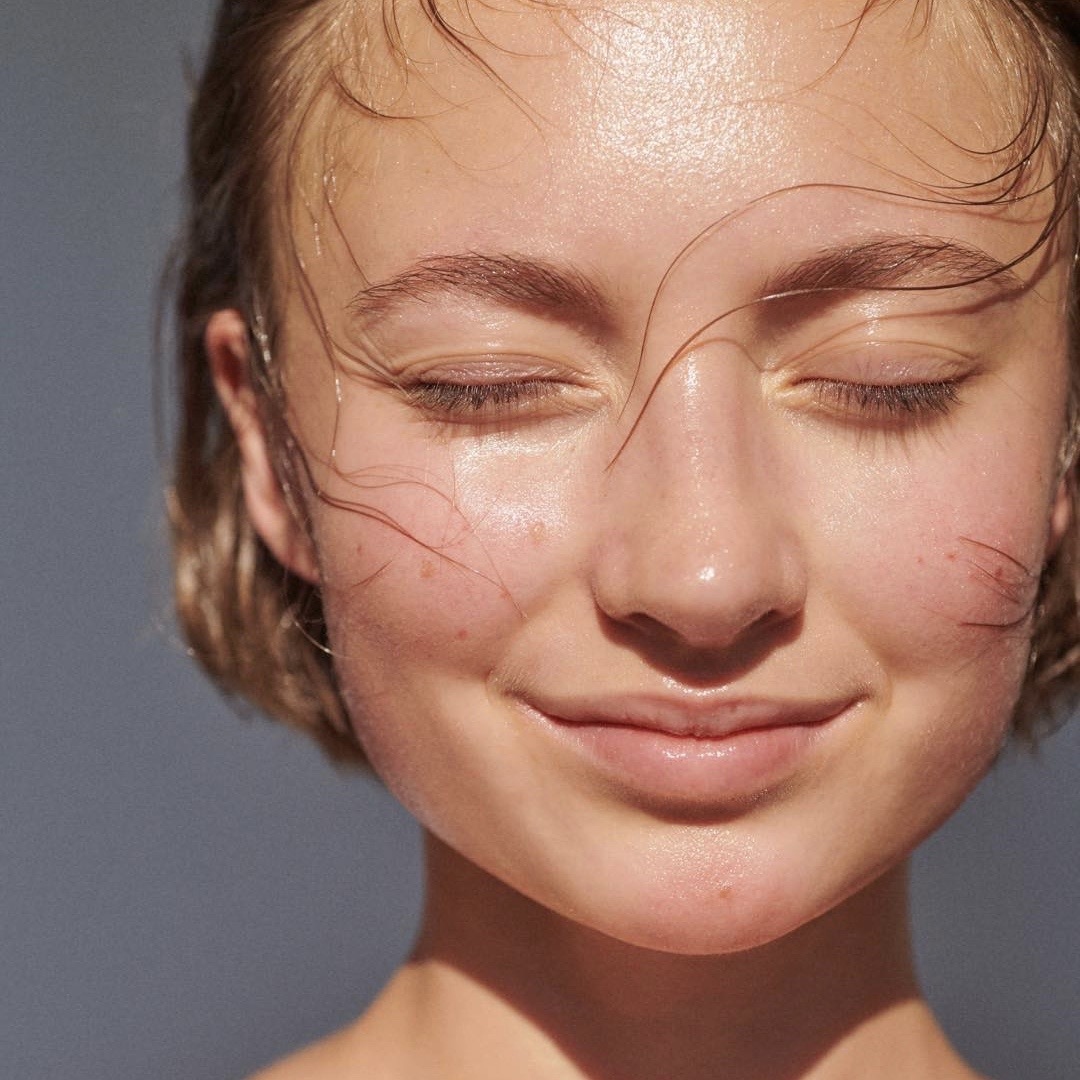 OLIO E OSSO,顏頰膏,顏頰彩,化妝品,歐美妝,小辣椒葛妮絲派特羅,純天然,眼影霜,眼影,腮紅膏,腮紅,打底,部落客推薦,修容,橄欖油,保養品