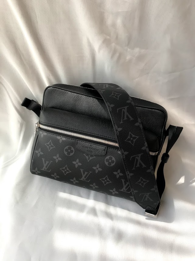 LOUIS VUITTON Outdoor Messenger Silver Taiga-OUTLET FINAL SALE in