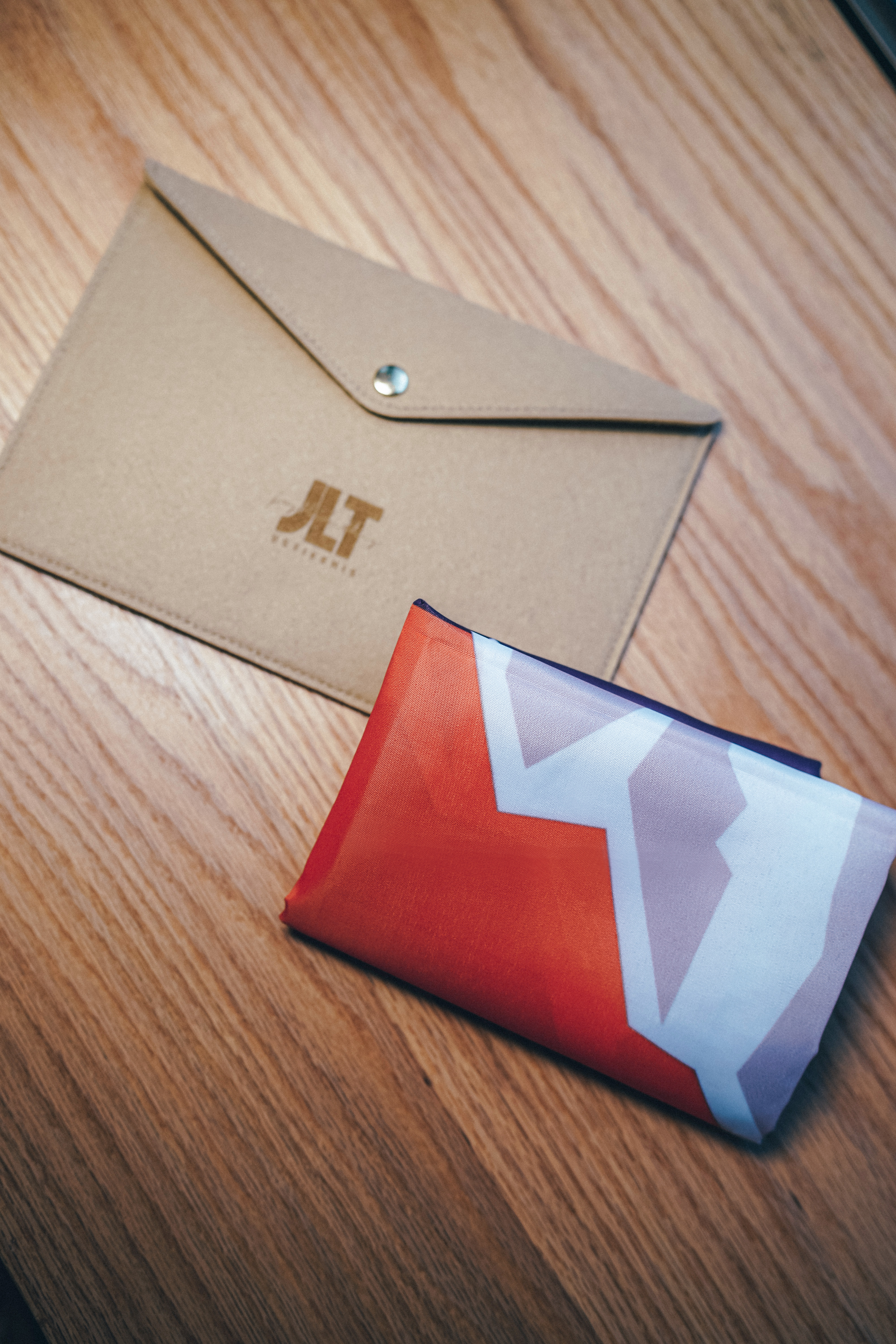 【 JUST ANTARCTICA 20.75】 裝飾掛布