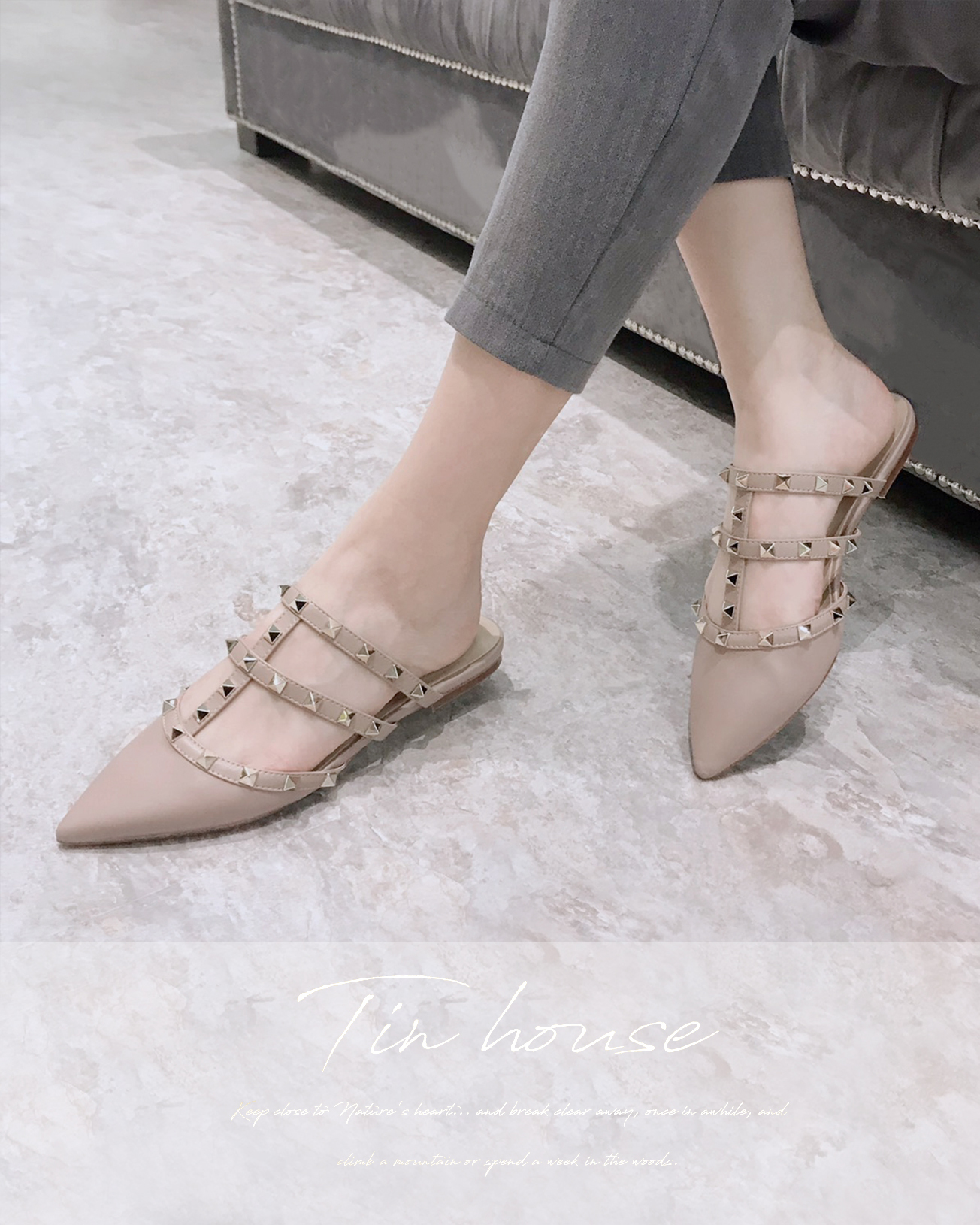 訂製-真皮卯釘尖頭平底鞋