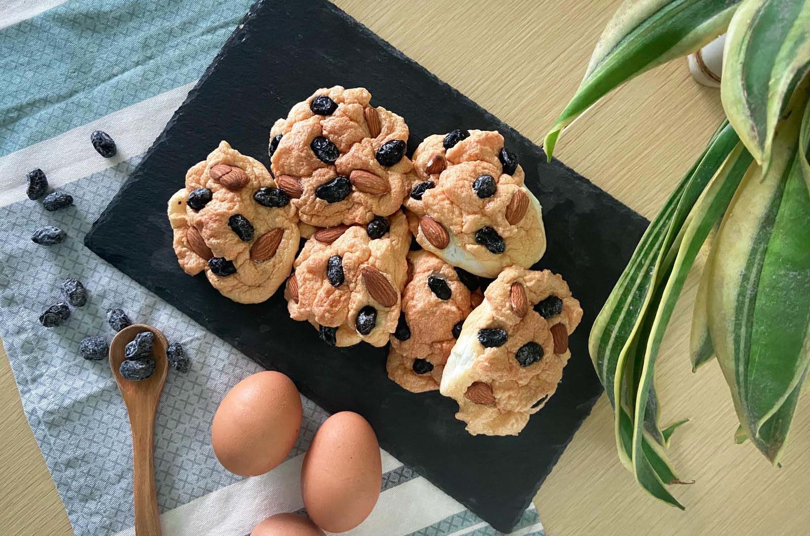 黑豆雲朵麵包,香草黑豆, 鷹粟粉, 黑豆, 食譜, 家常菜, 煮餸, 杏仁, 蛋白麵包, 麵包