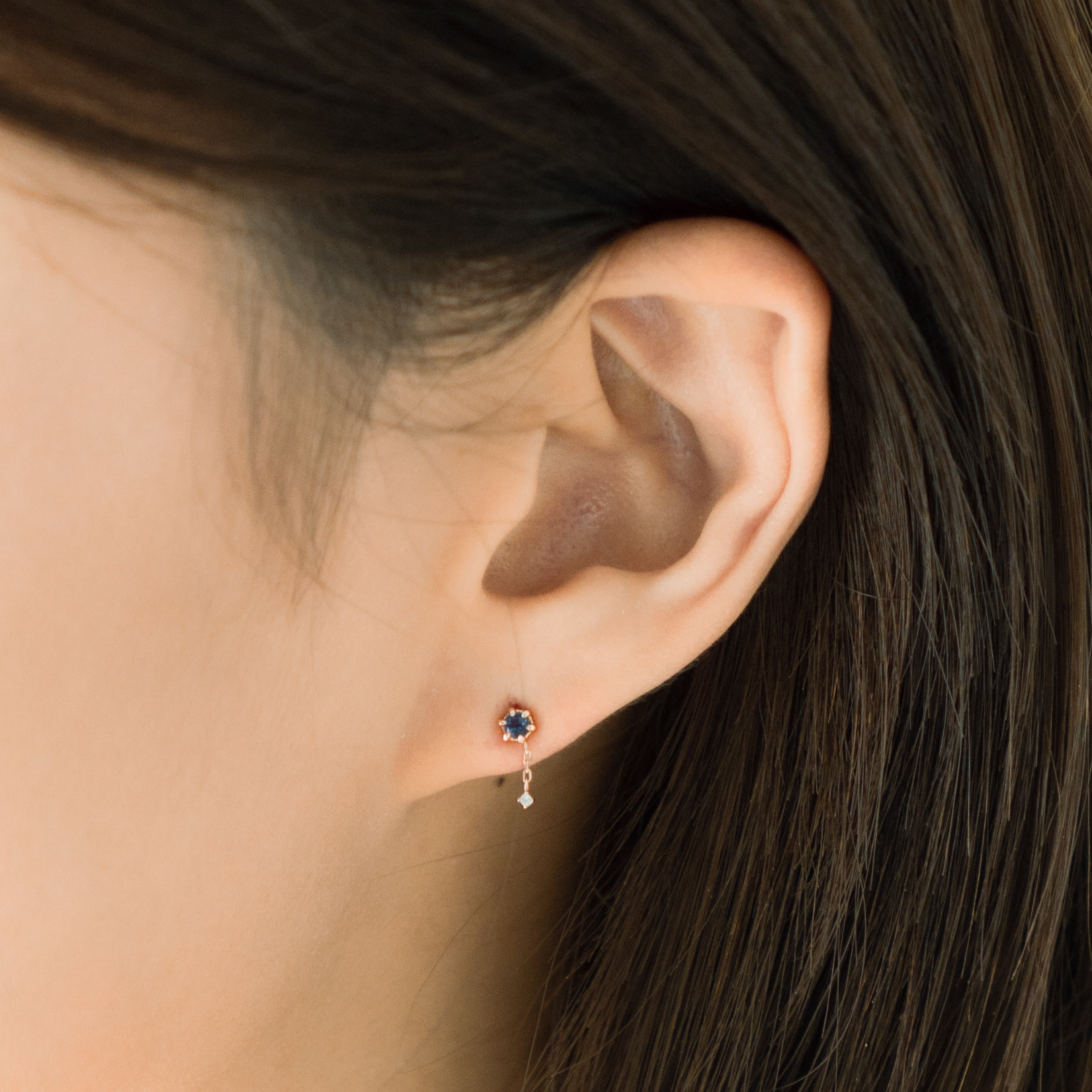 14K六爪堇青垂真鑽轉珠耳環