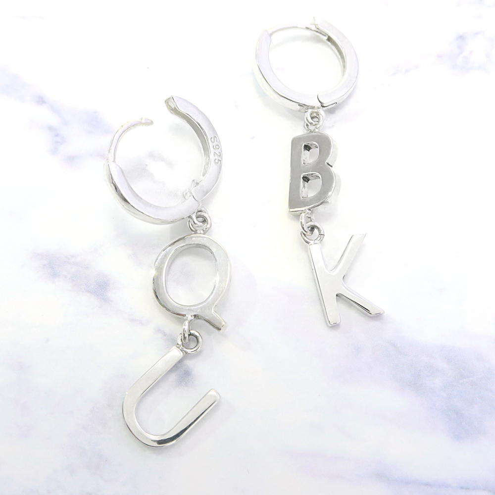 [預購單支]字母易扣耳環 單支耳環上2個字母 純銀耳環(單支)