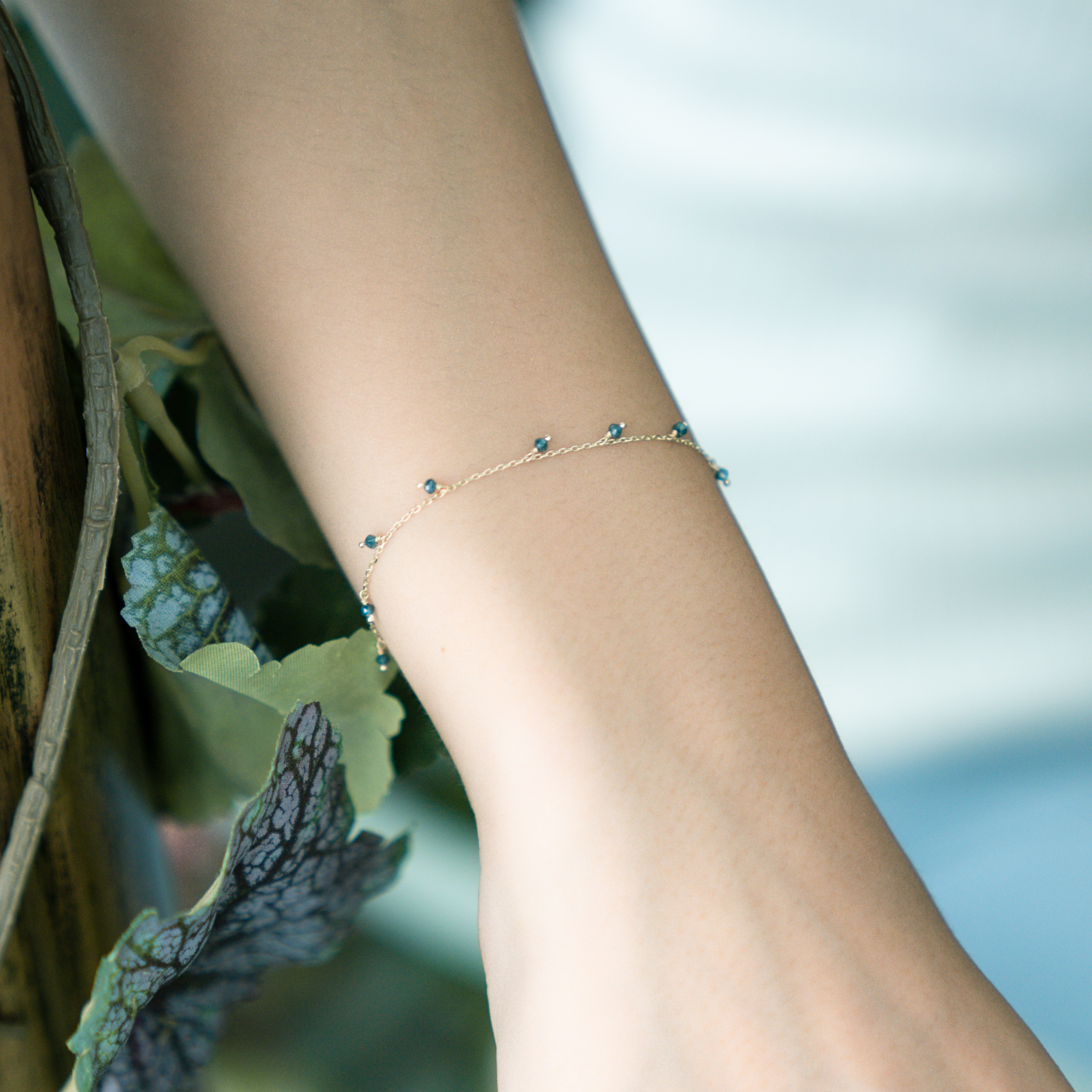 14K晃晃藍鑽小珠珠手鍊