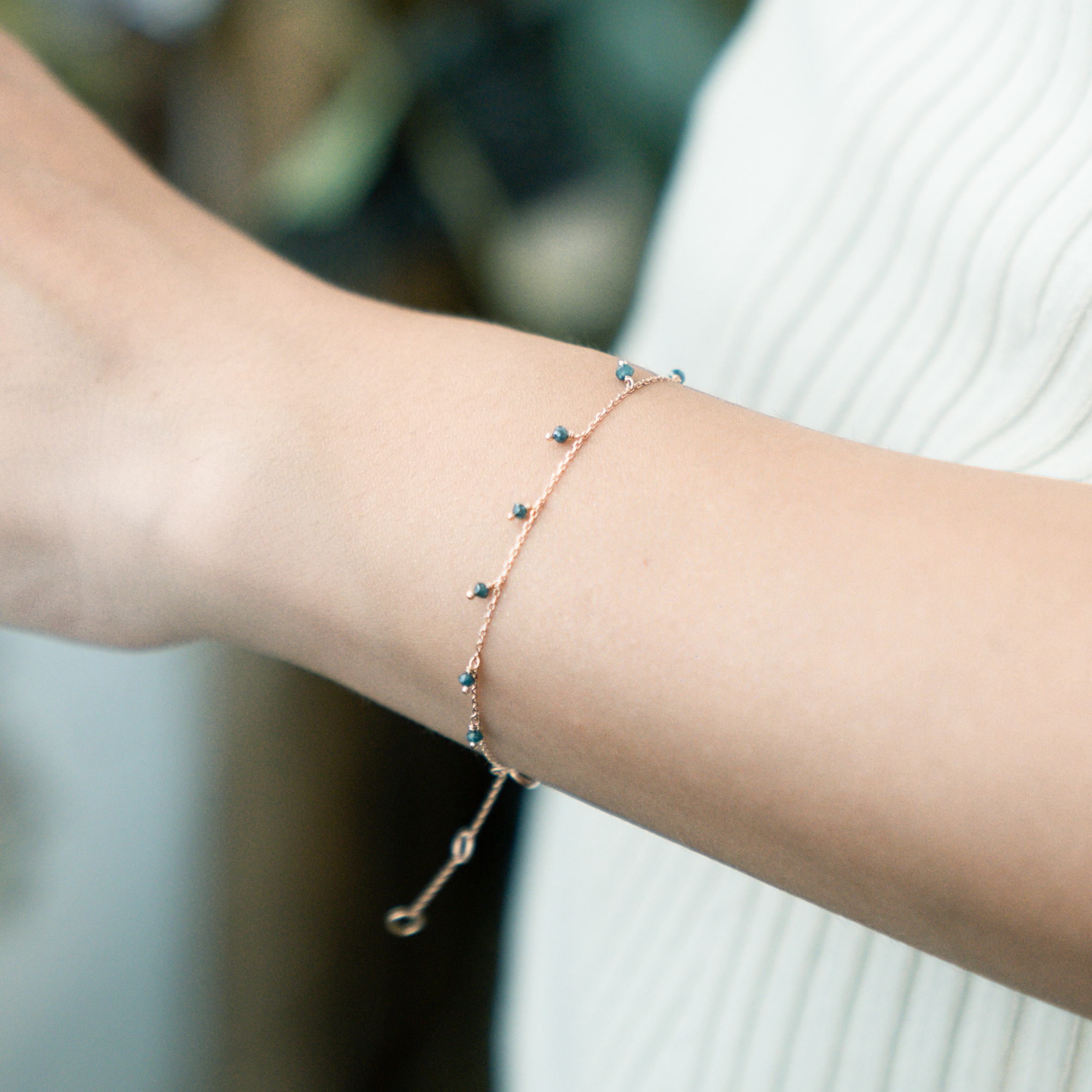 14K晃晃藍鑽小珠珠手鍊