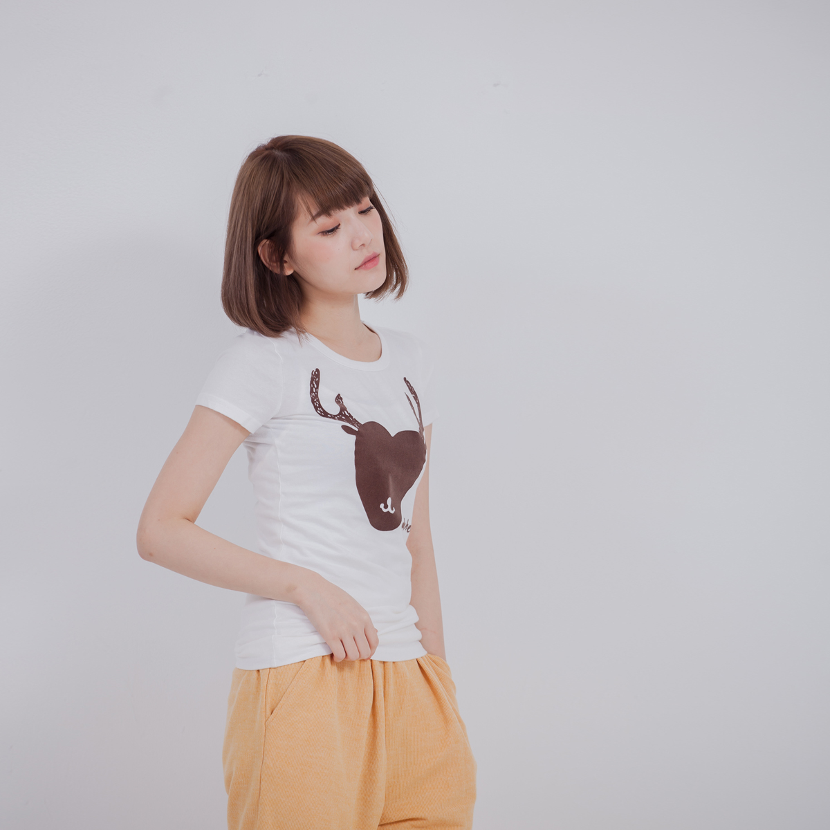 Deer heart 圓領 蜜桃棉 女T 戀人白 短袖