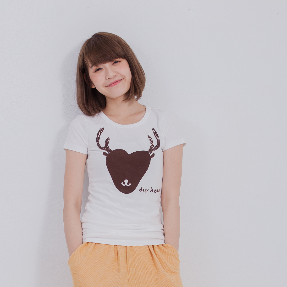Deer heart 圓領 蜜桃棉 女T 戀人白 短袖